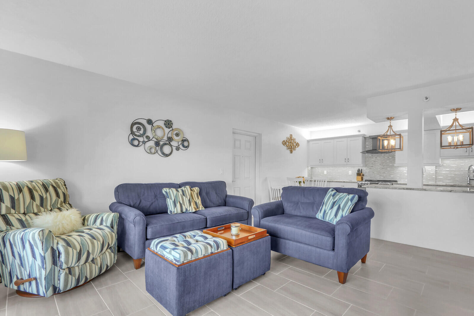 4444 Ne Ocean Boulevard E2 Property Photo 11