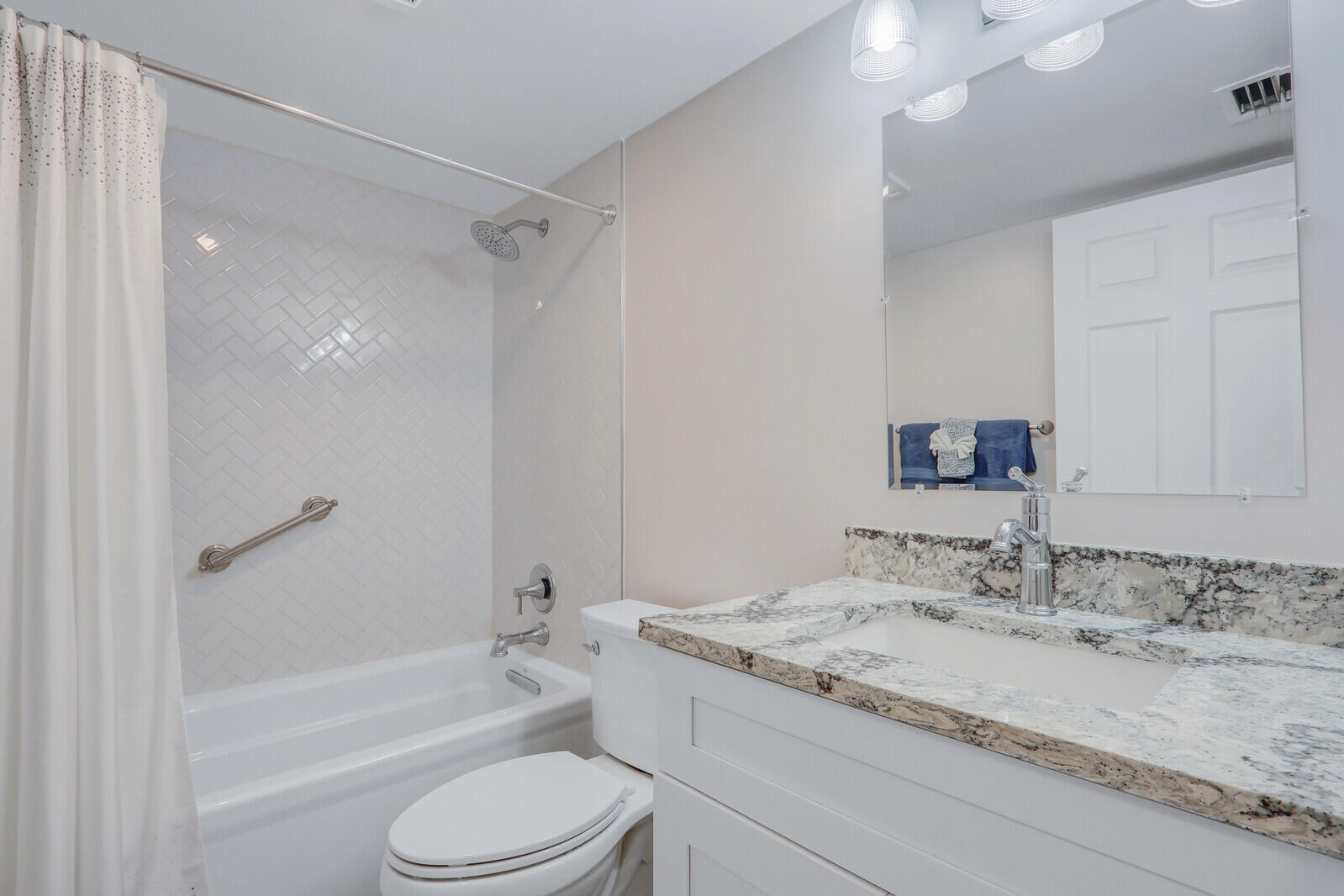 4444 Ne Ocean Boulevard E2 Property Photo 14