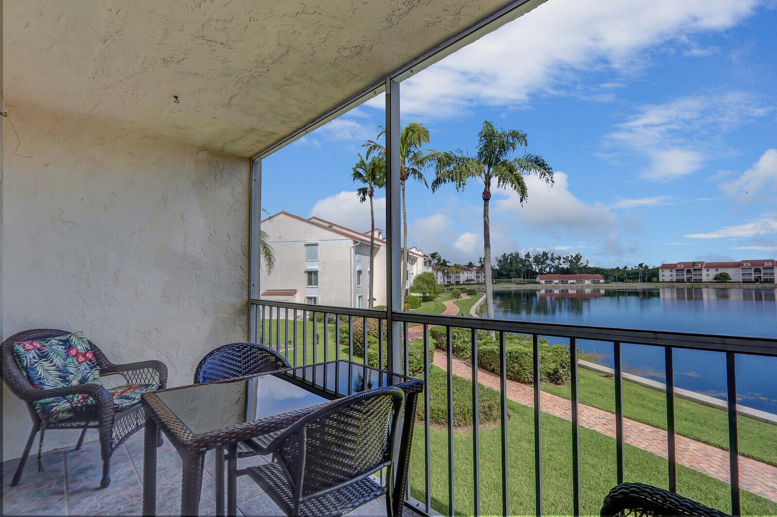 4444 Ne Ocean Boulevard E2 Property Photo 27