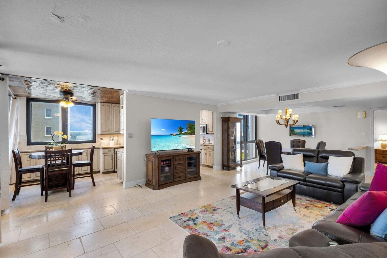 5380 N Ocean Drive 5 B Property Photo 2