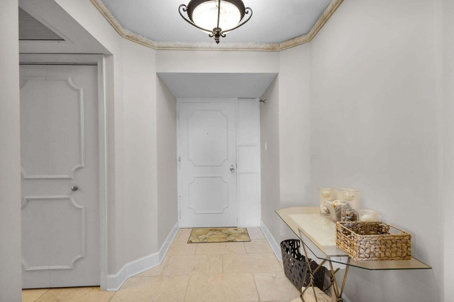 5380 N Ocean Drive 5 B Property Photo 29