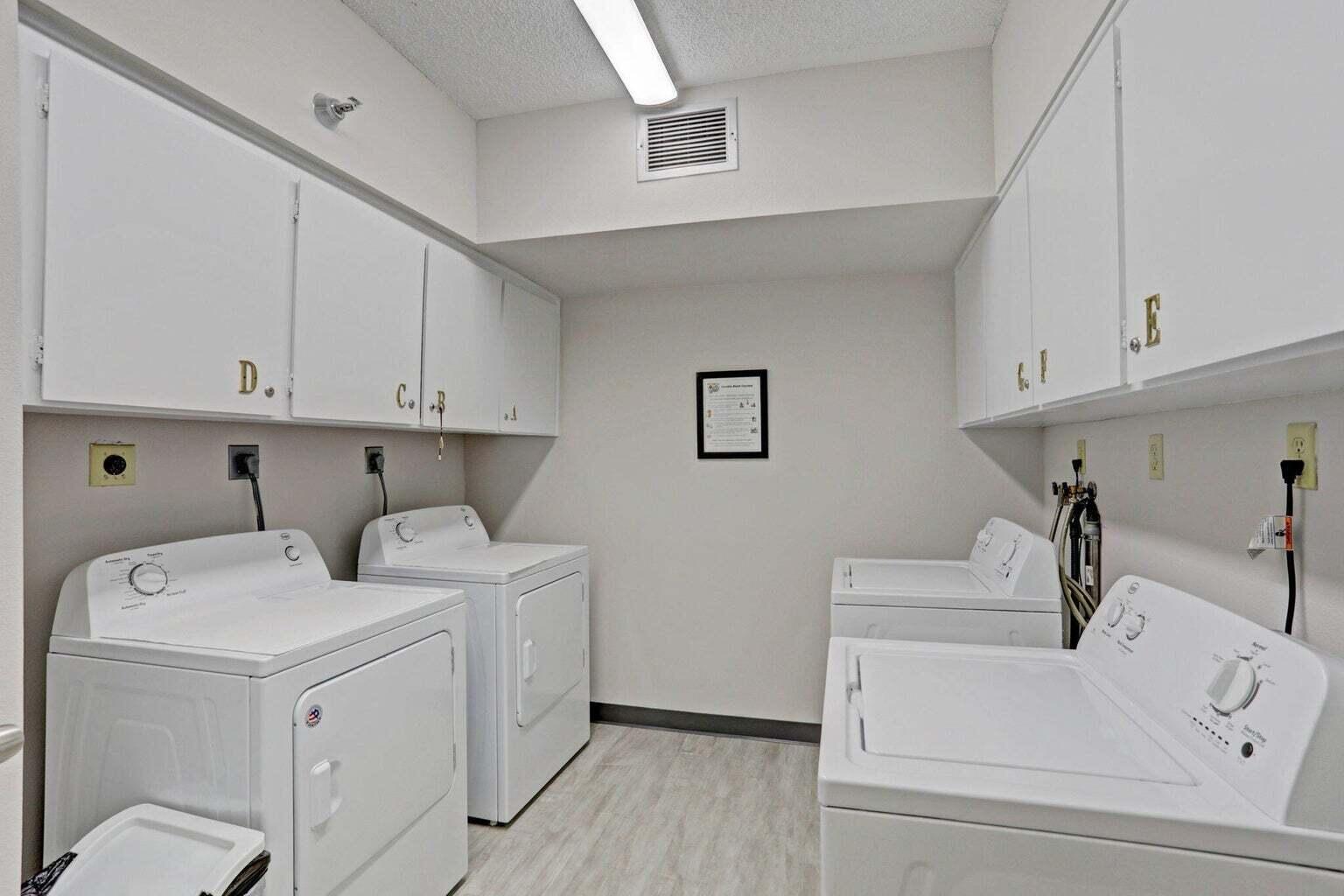 5380 N Ocean Drive 5 B Property Photo 49