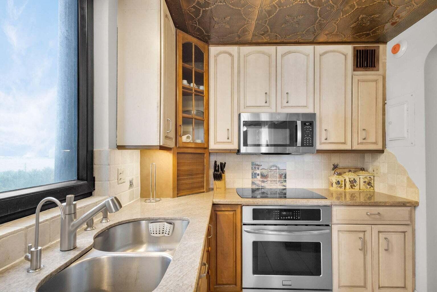 5380 N Ocean Drive 5 B Property Photo 59