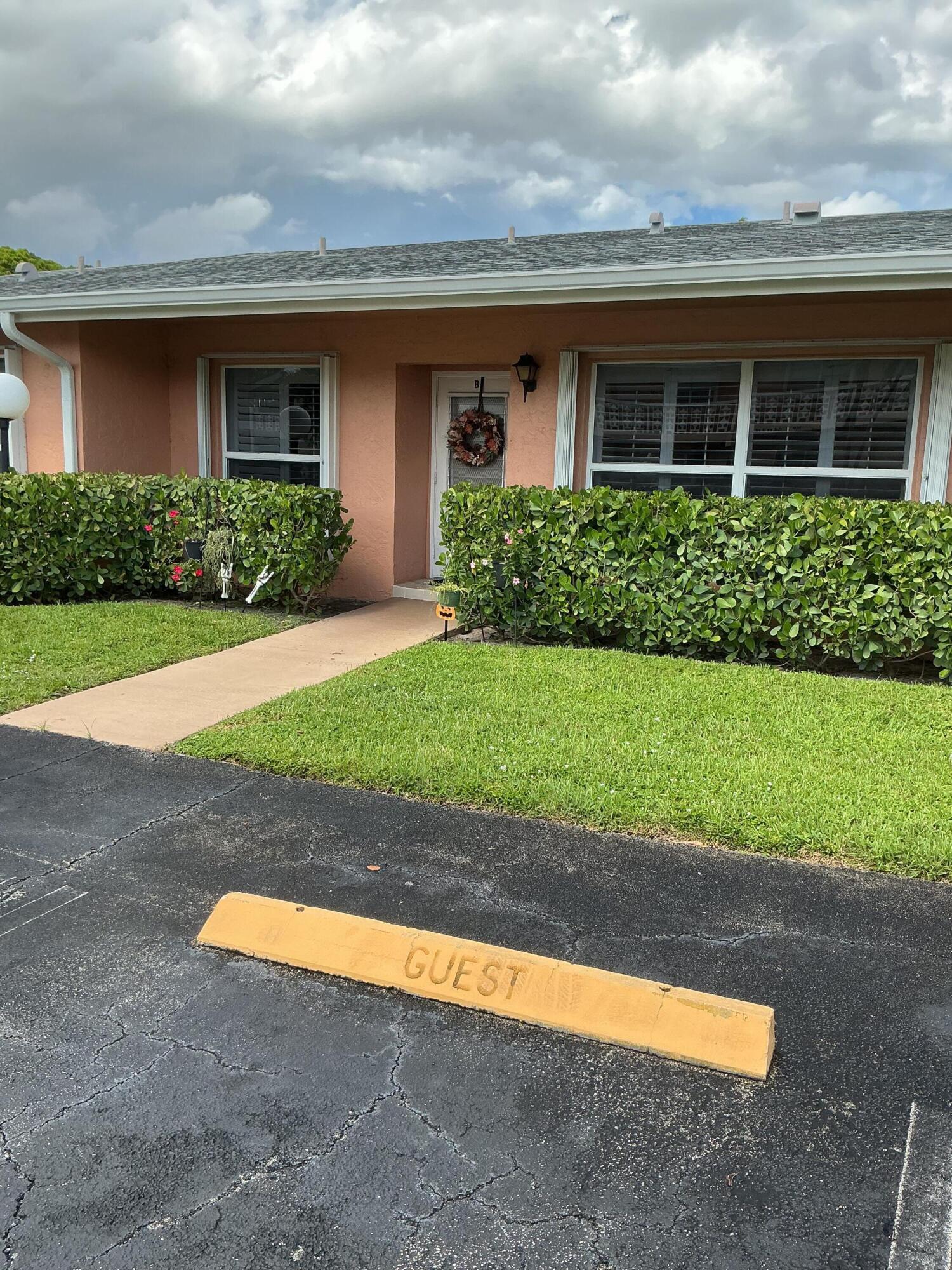1580 Nw 18th Avenue 98-b Property Photo 1