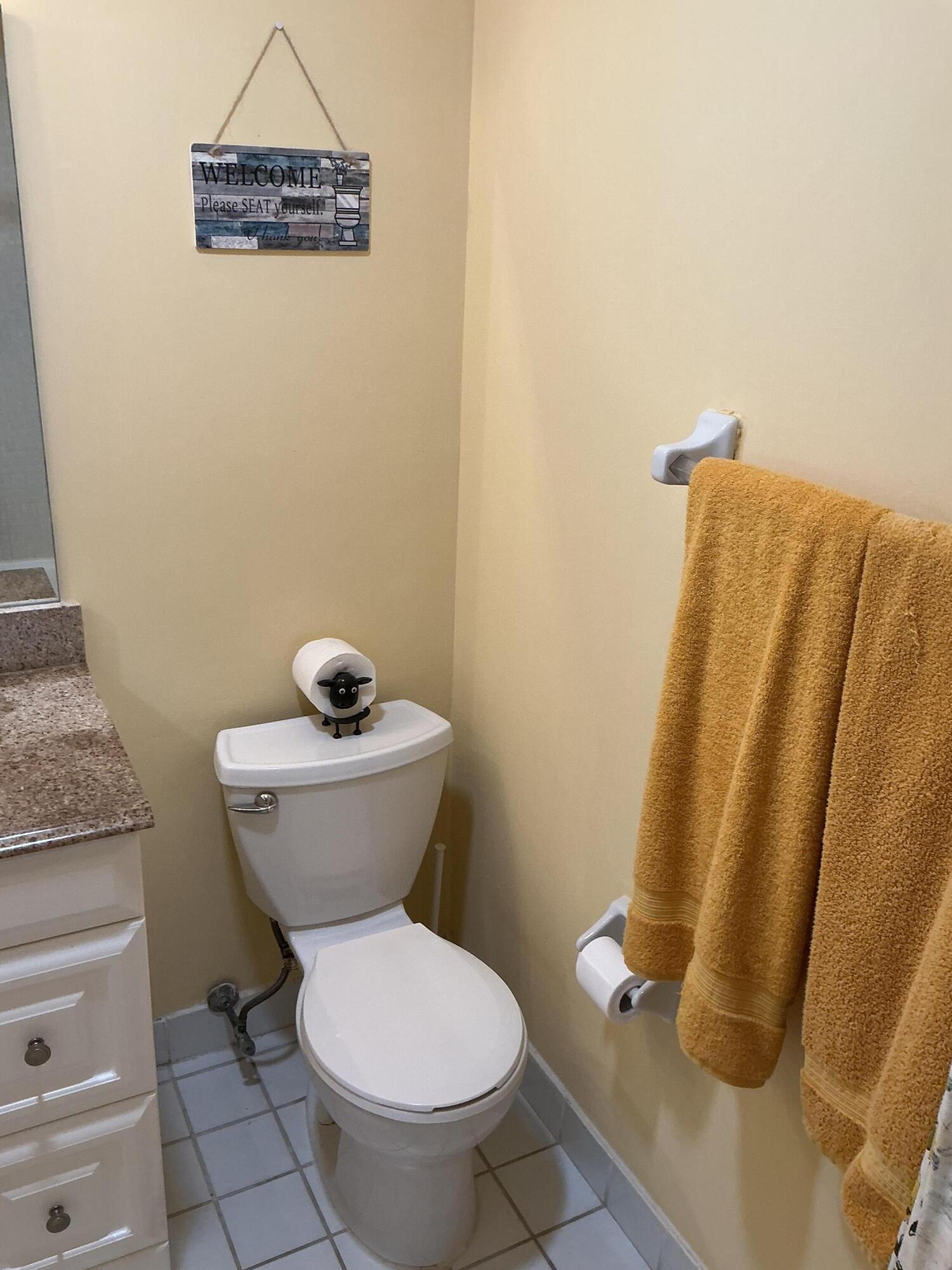 1580 Nw 18th Avenue 98-b Property Photo 12