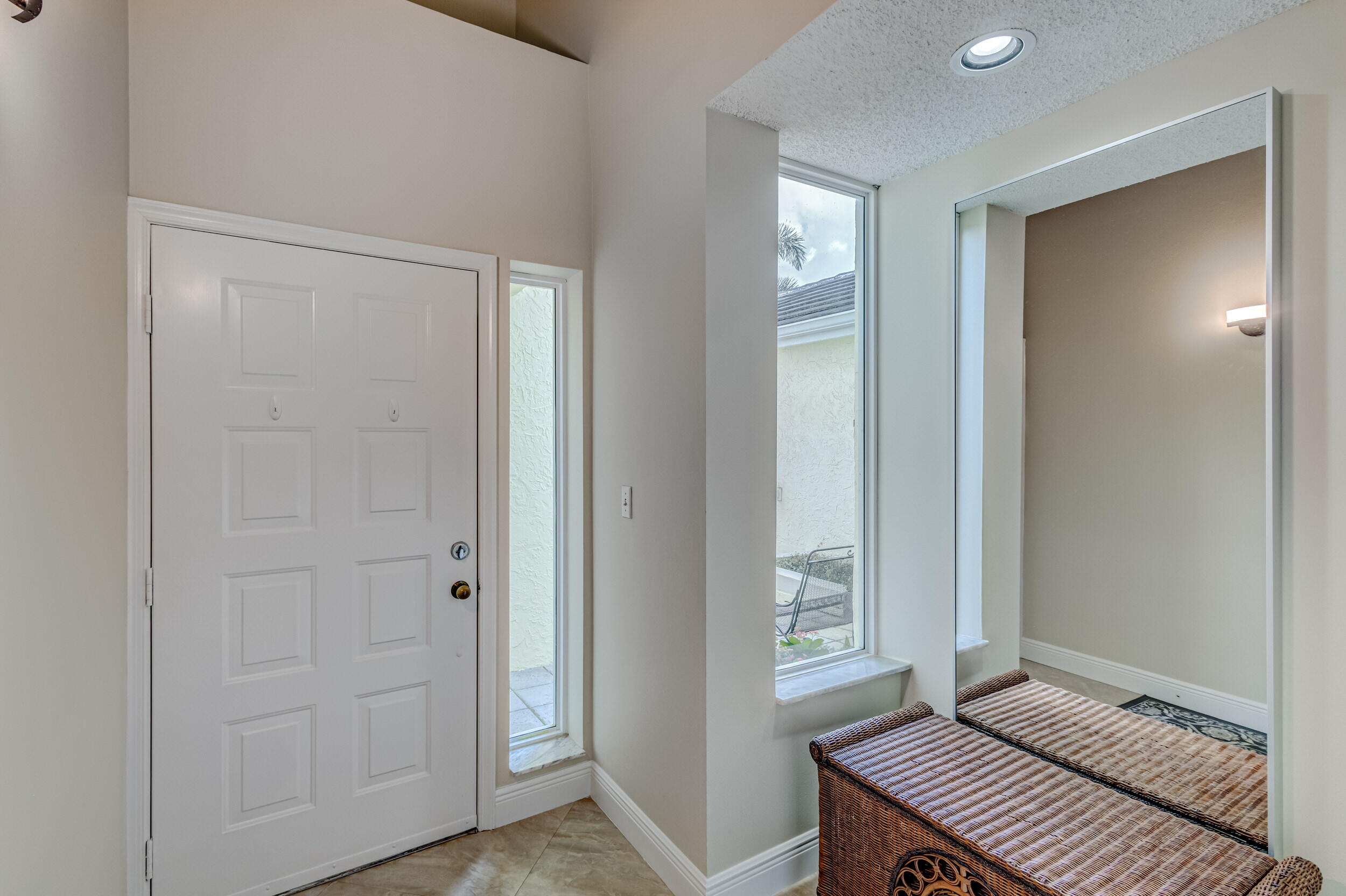 406 Mainsail Circle Property Photo 9