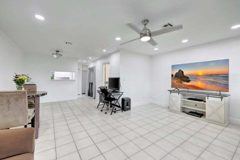 5903 Channel Drive Property Photo 4