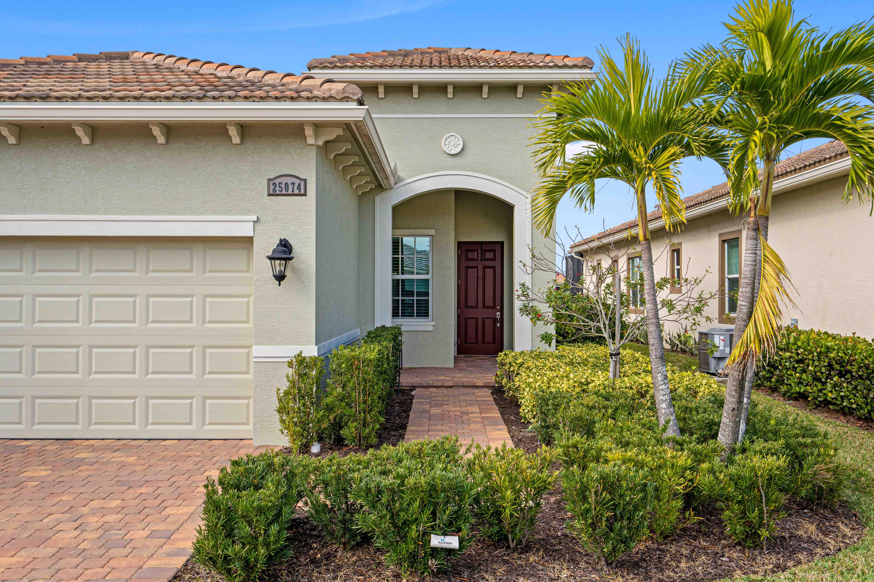 25074 Sw Alberti Way Property Photo 6