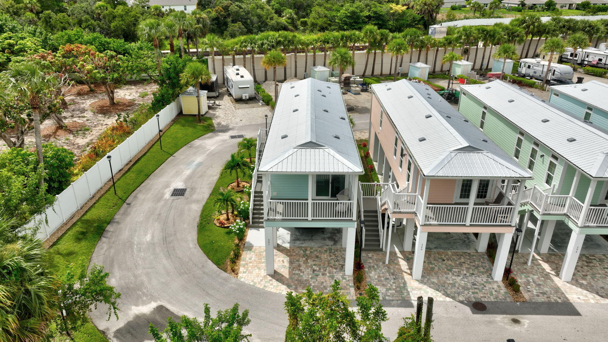 300 Ne Coastal Drive Property Photo 40