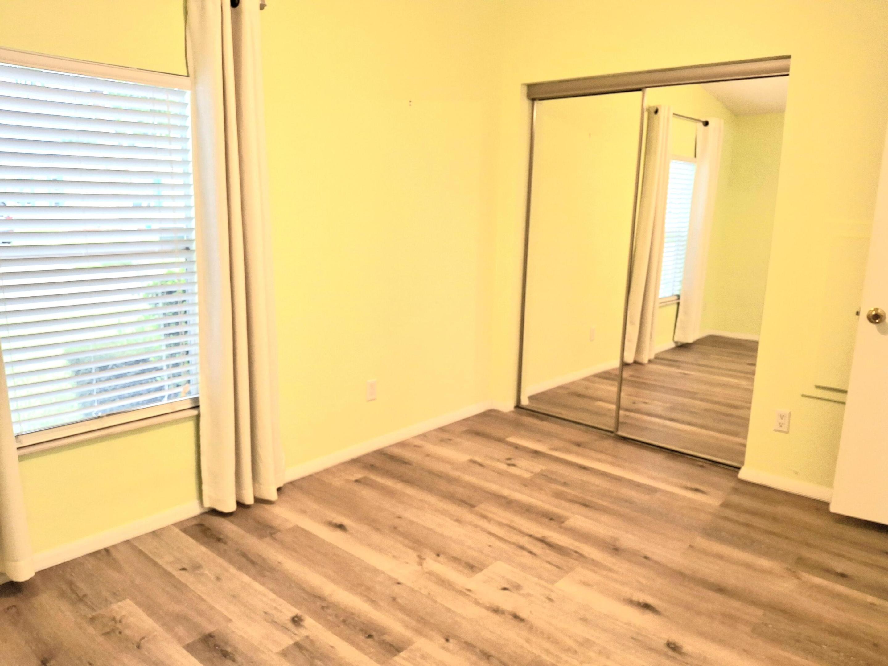 8483 Schefflera Court Property Photo 25