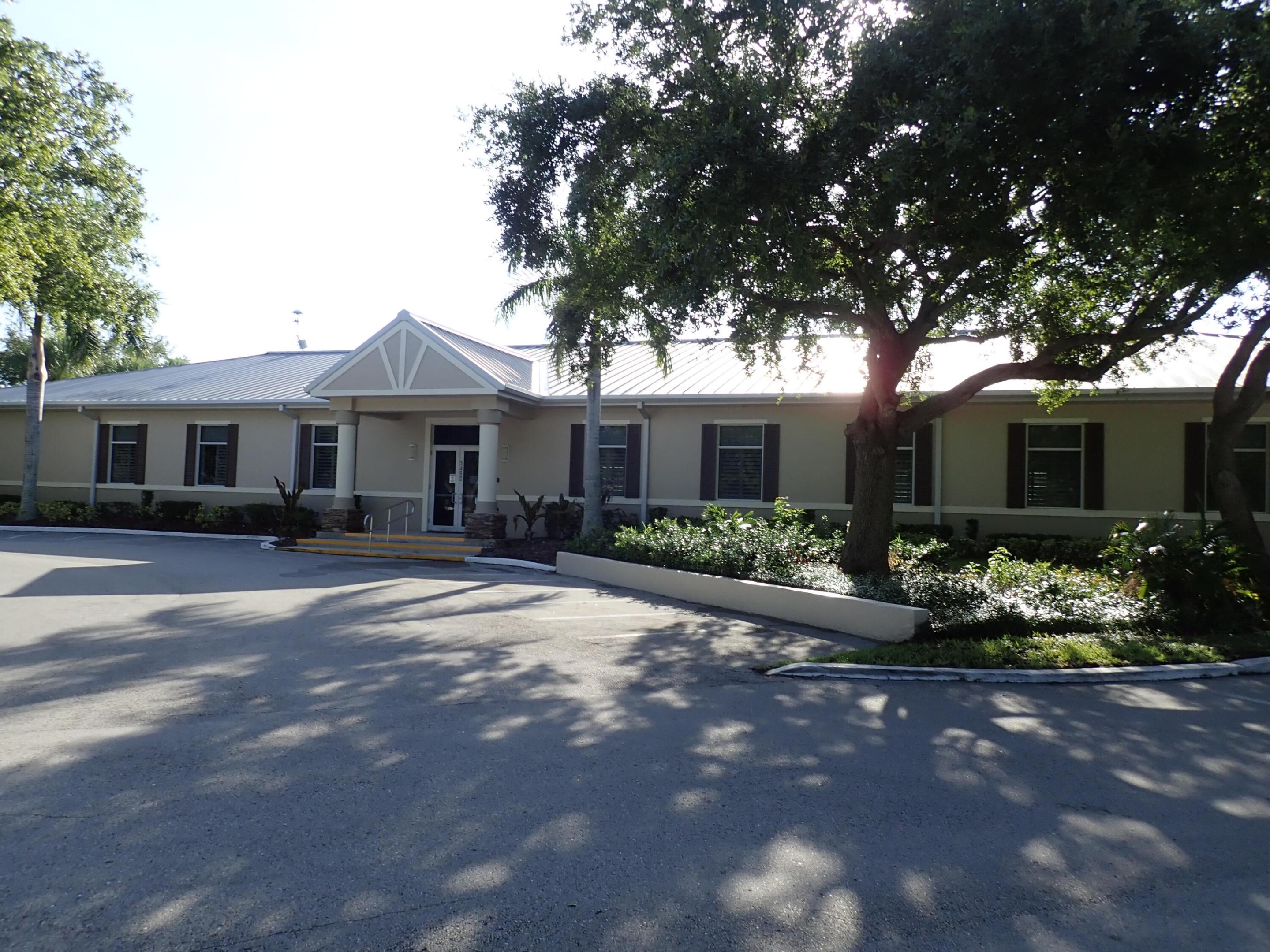 8483 Schefflera Court Property Photo 31