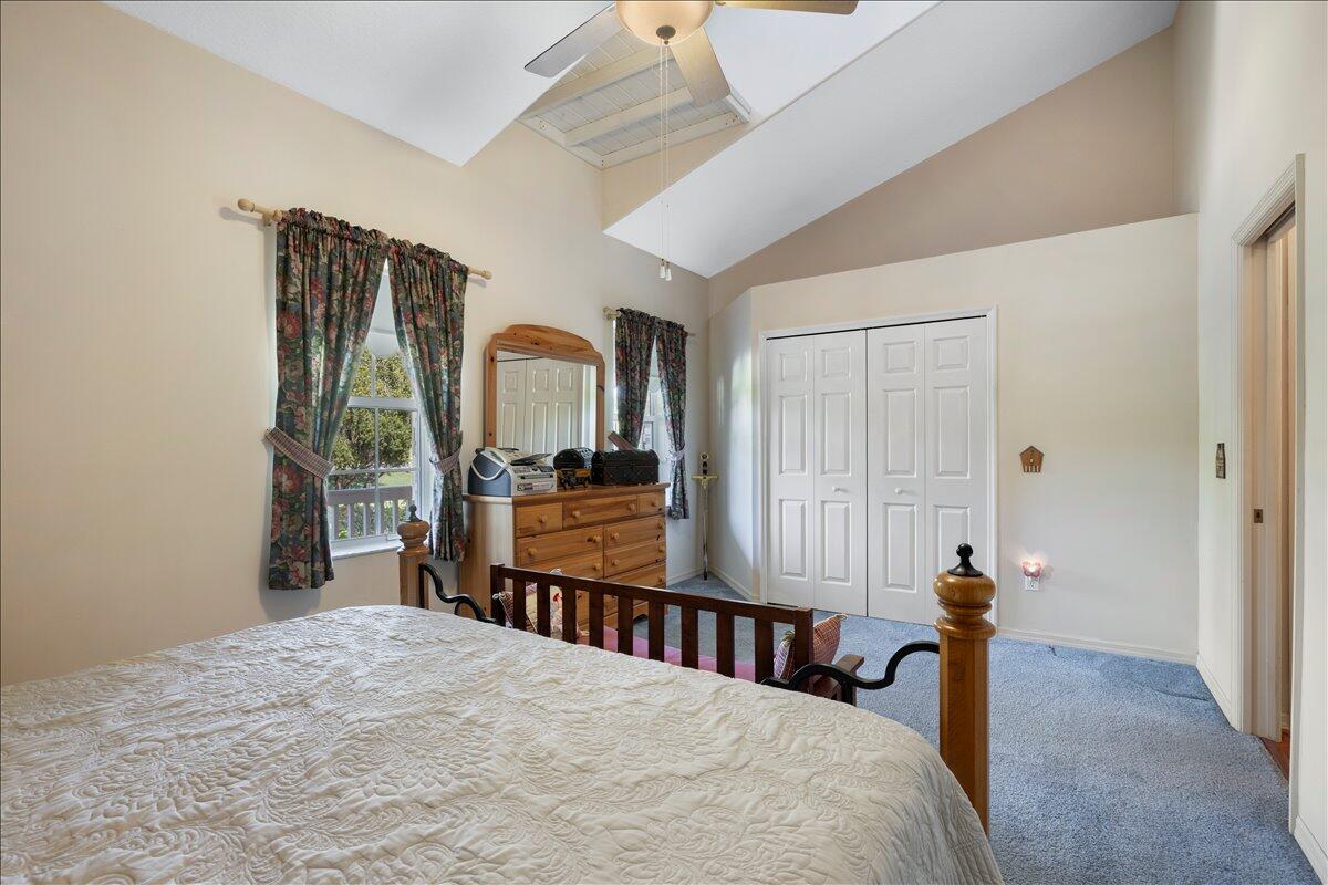 930 90th Avenue Property Photo 33
