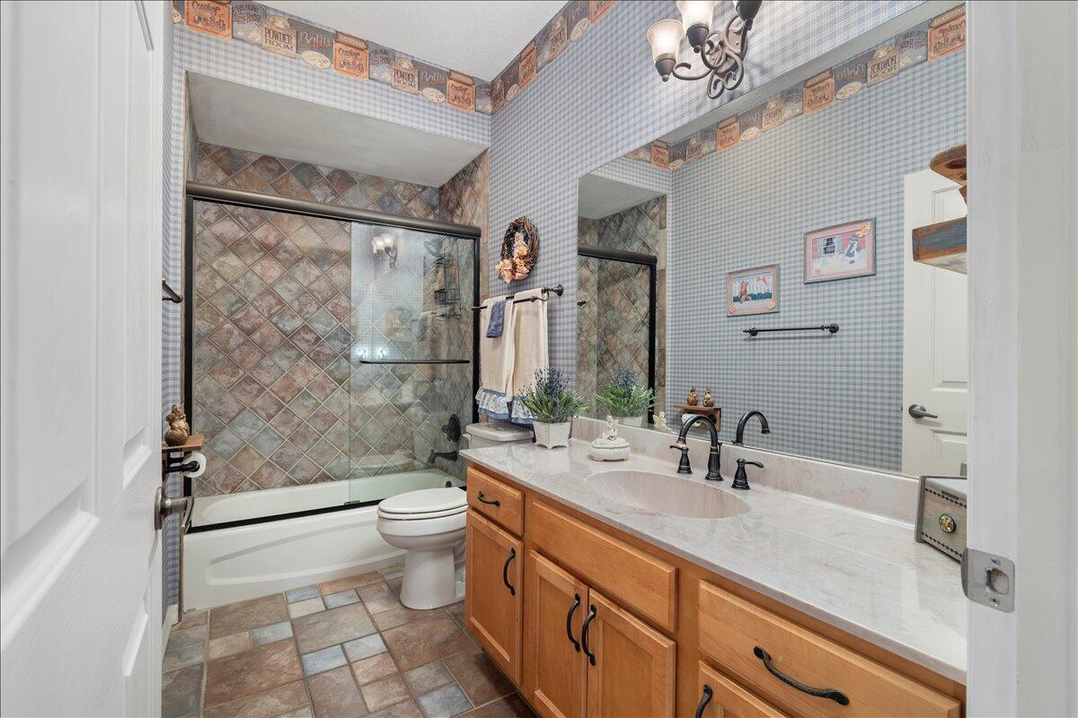 930 90th Avenue Property Photo 34