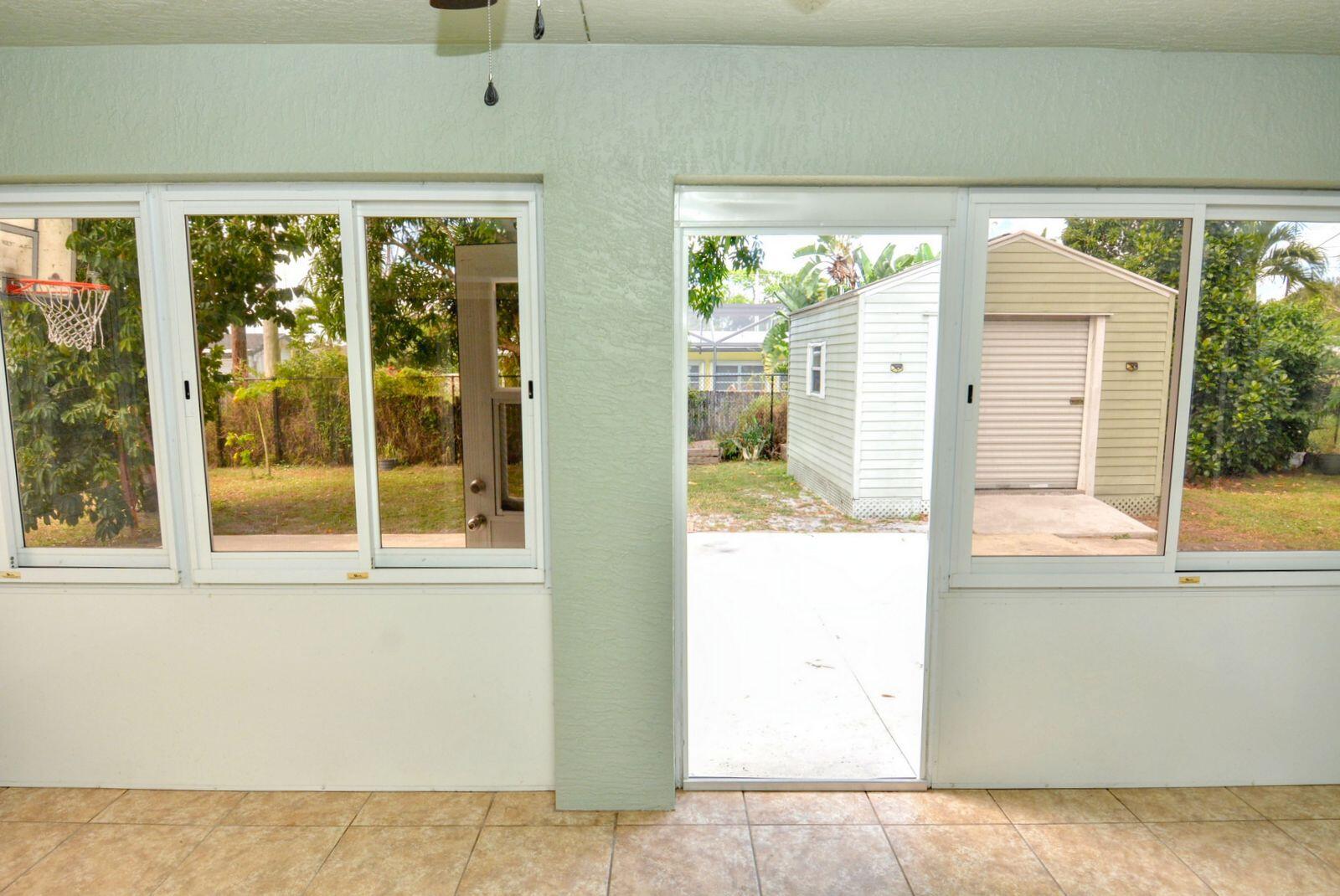 220 W Arbor Avenue Property Photo 20
