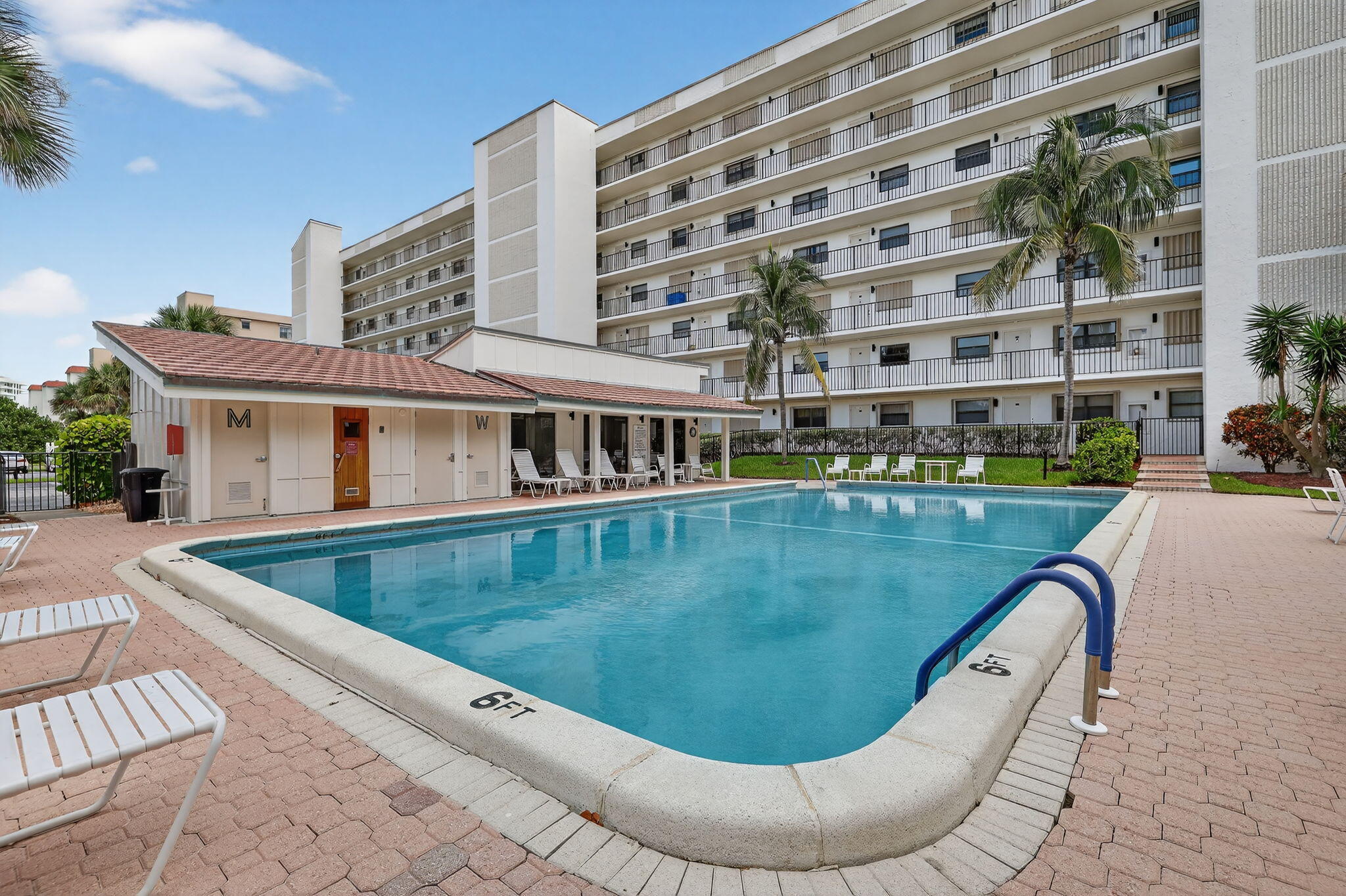 10310 S Ocean Drive 610 Property Photo 6