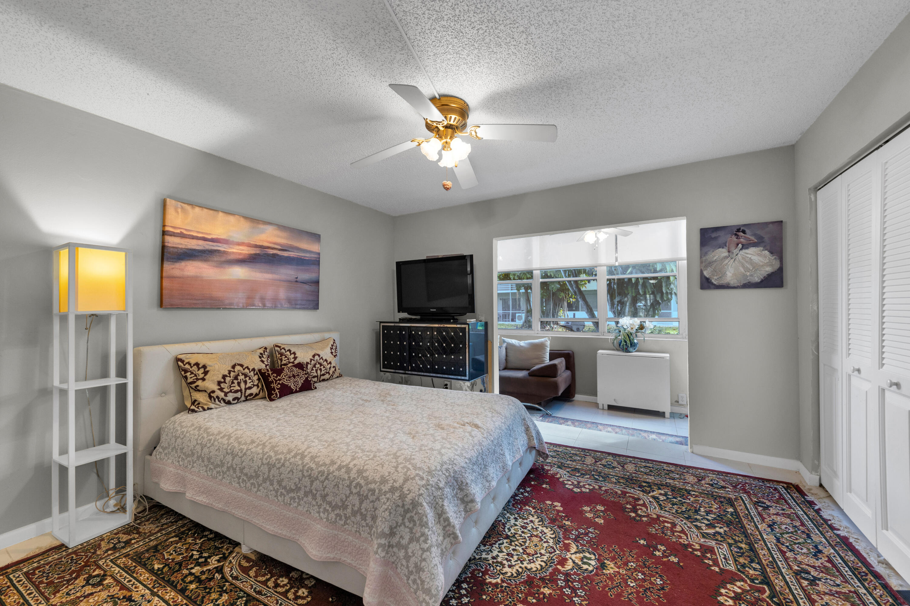 5 Newport A Property Photo 10