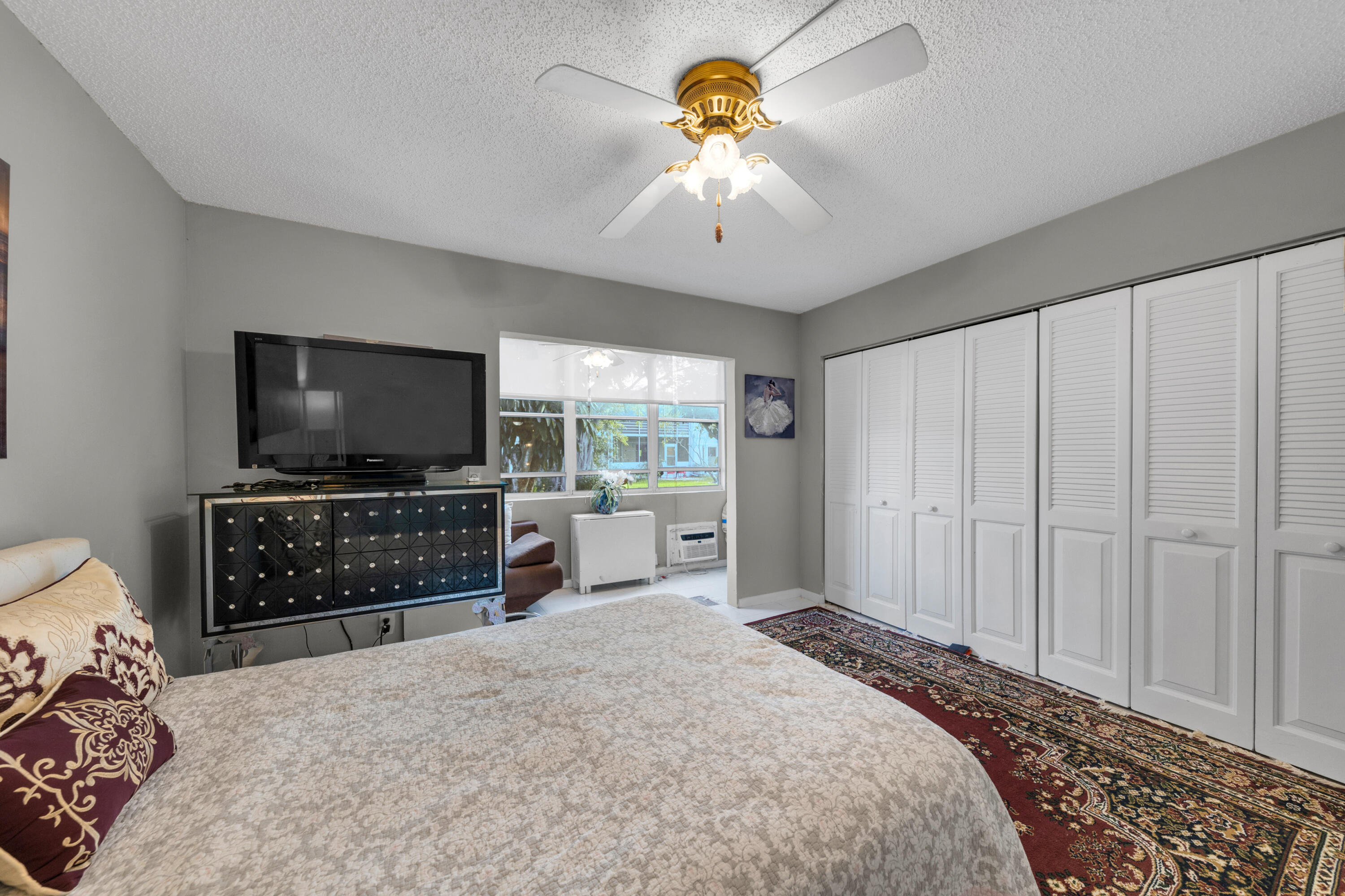 5 Newport A Property Photo 12