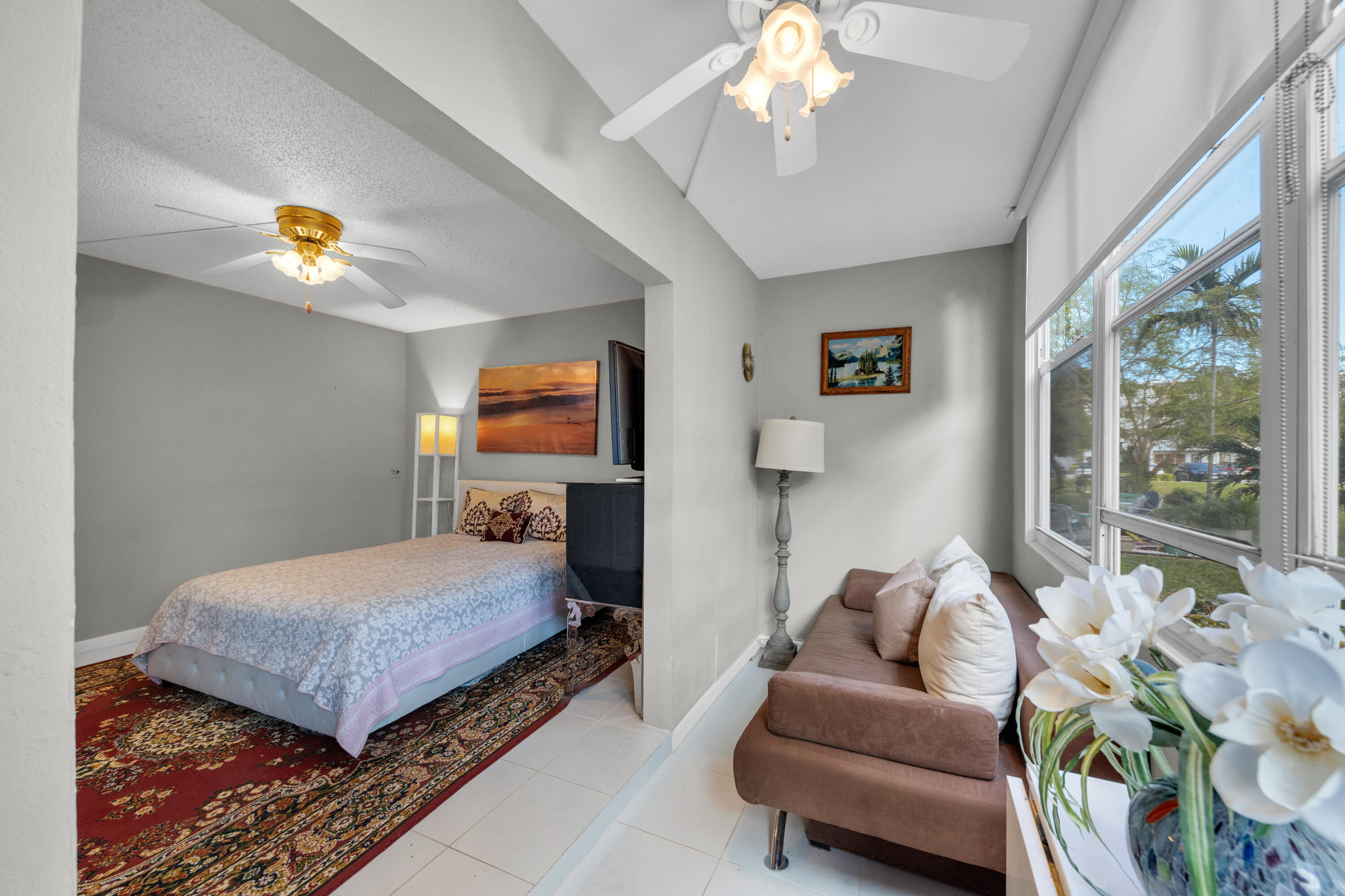 5 Newport A Property Photo 15