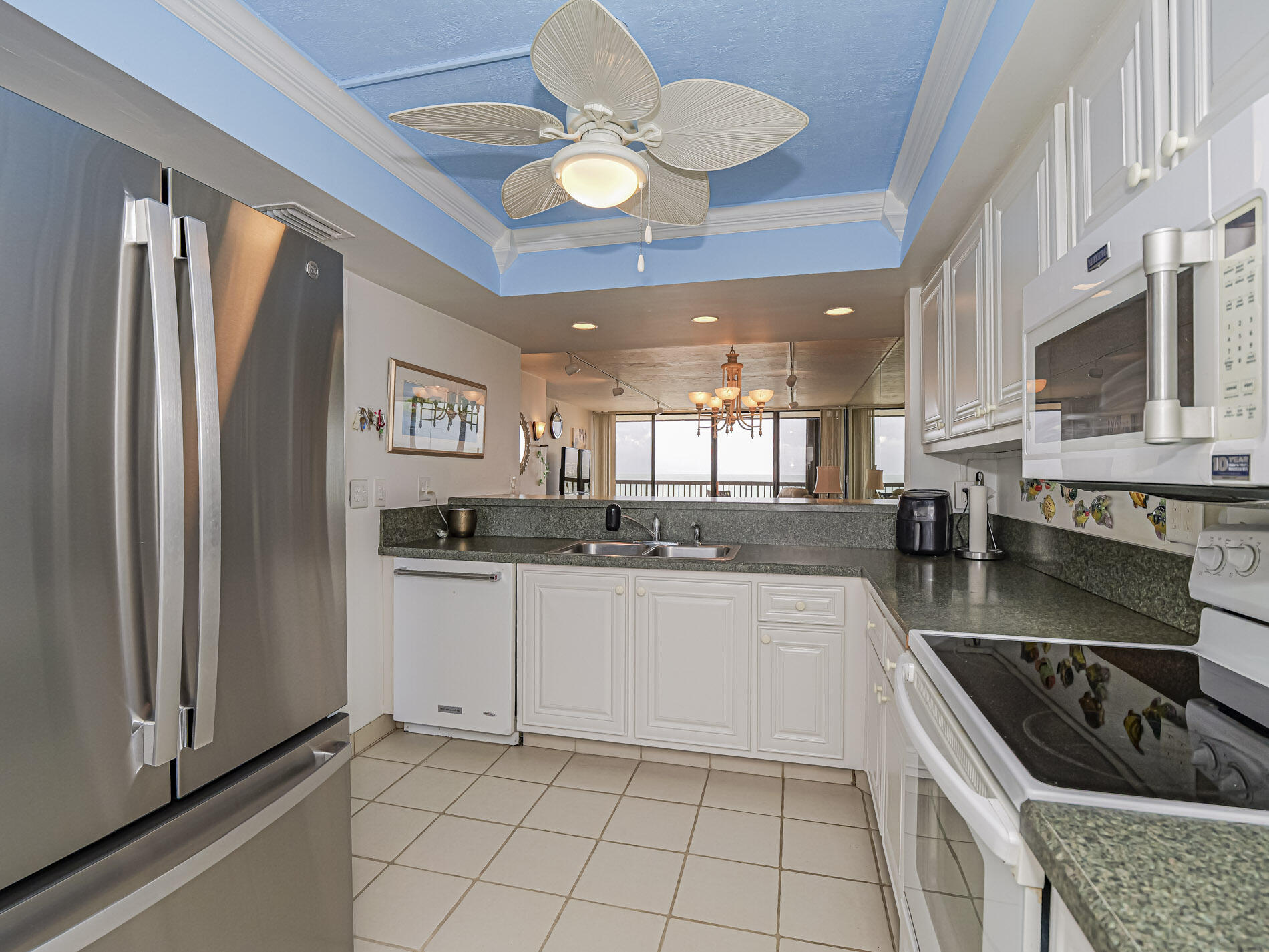 4141 Ocean Drive 403 Property Photo 10