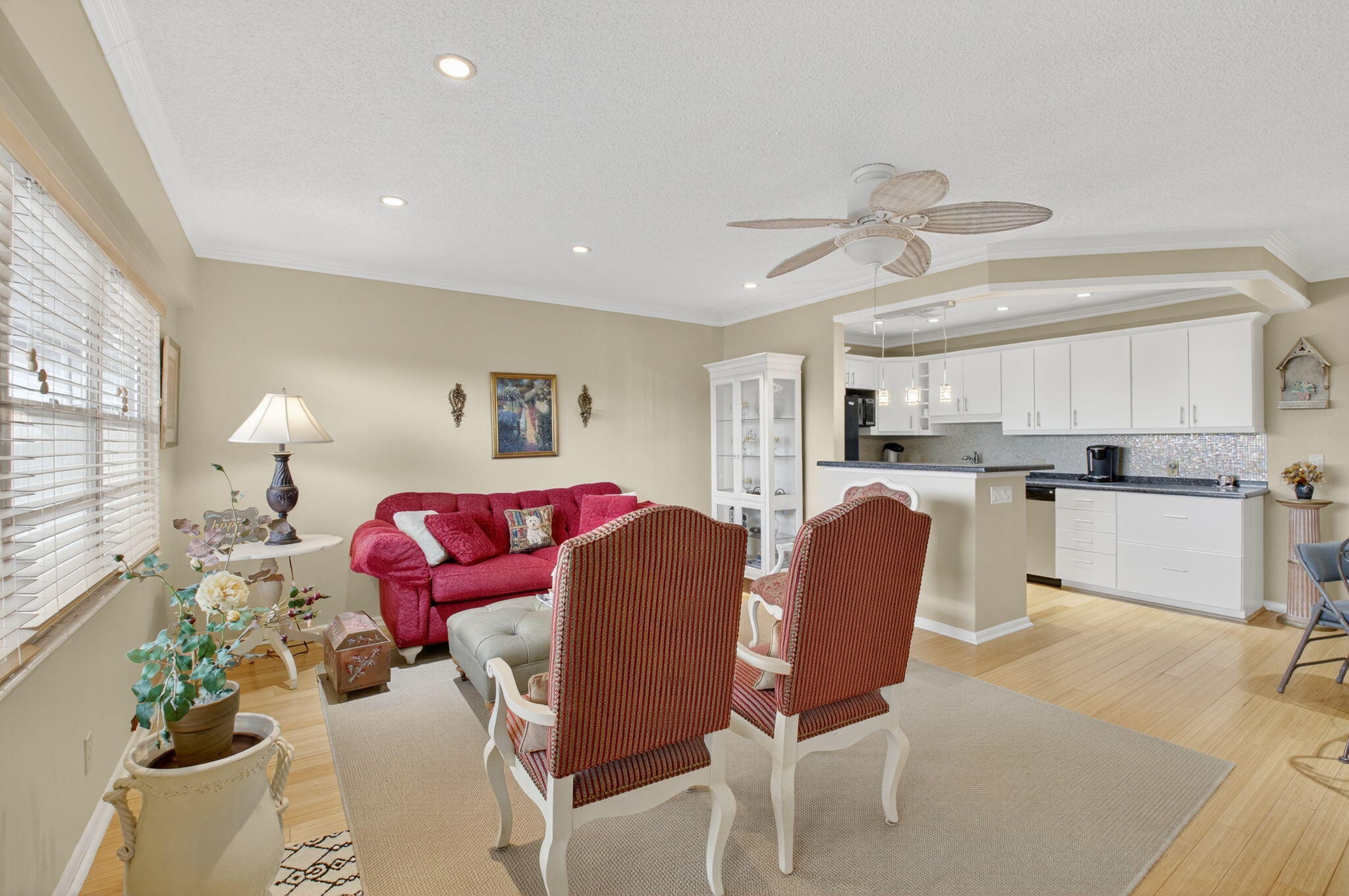 125 Suffolk C Property Photo 10