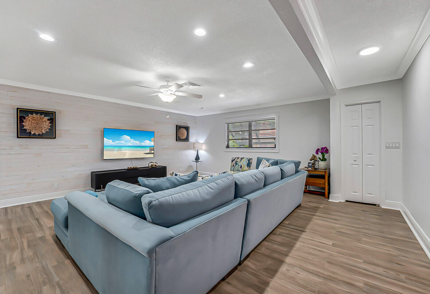 532 N Palmway Property Photo 19
