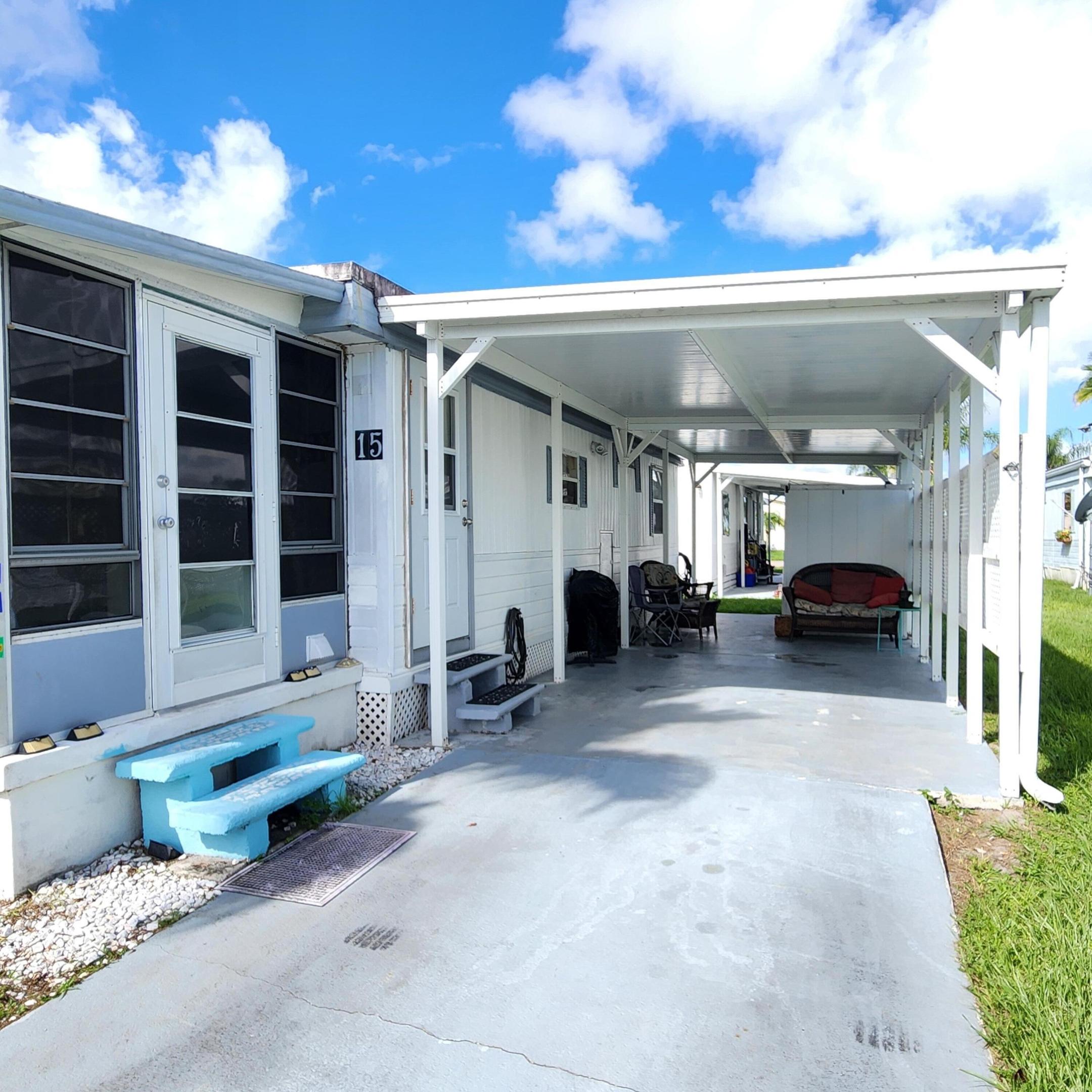 15 Indigo Lane Property Photo 4
