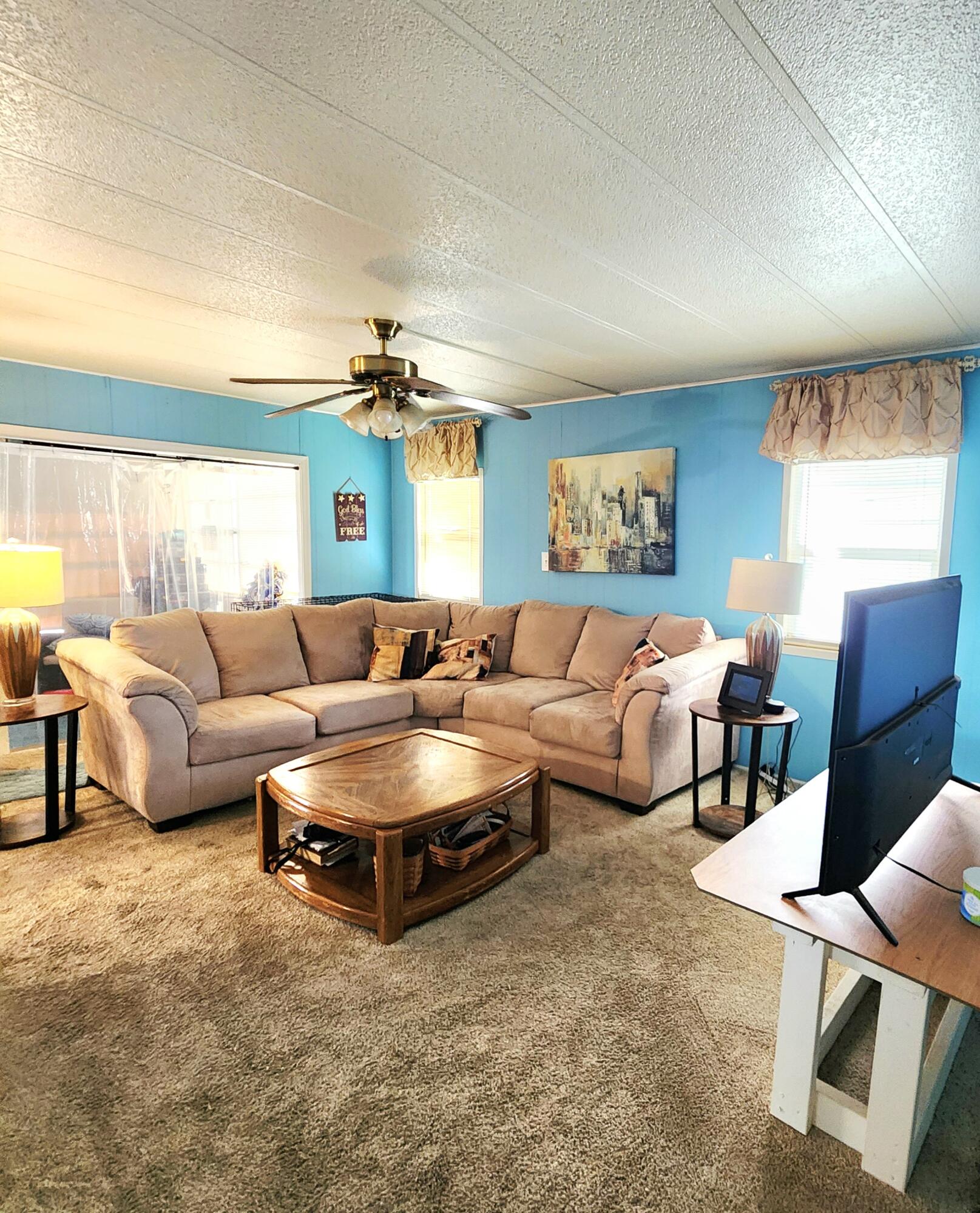15 Indigo Lane Property Photo 9
