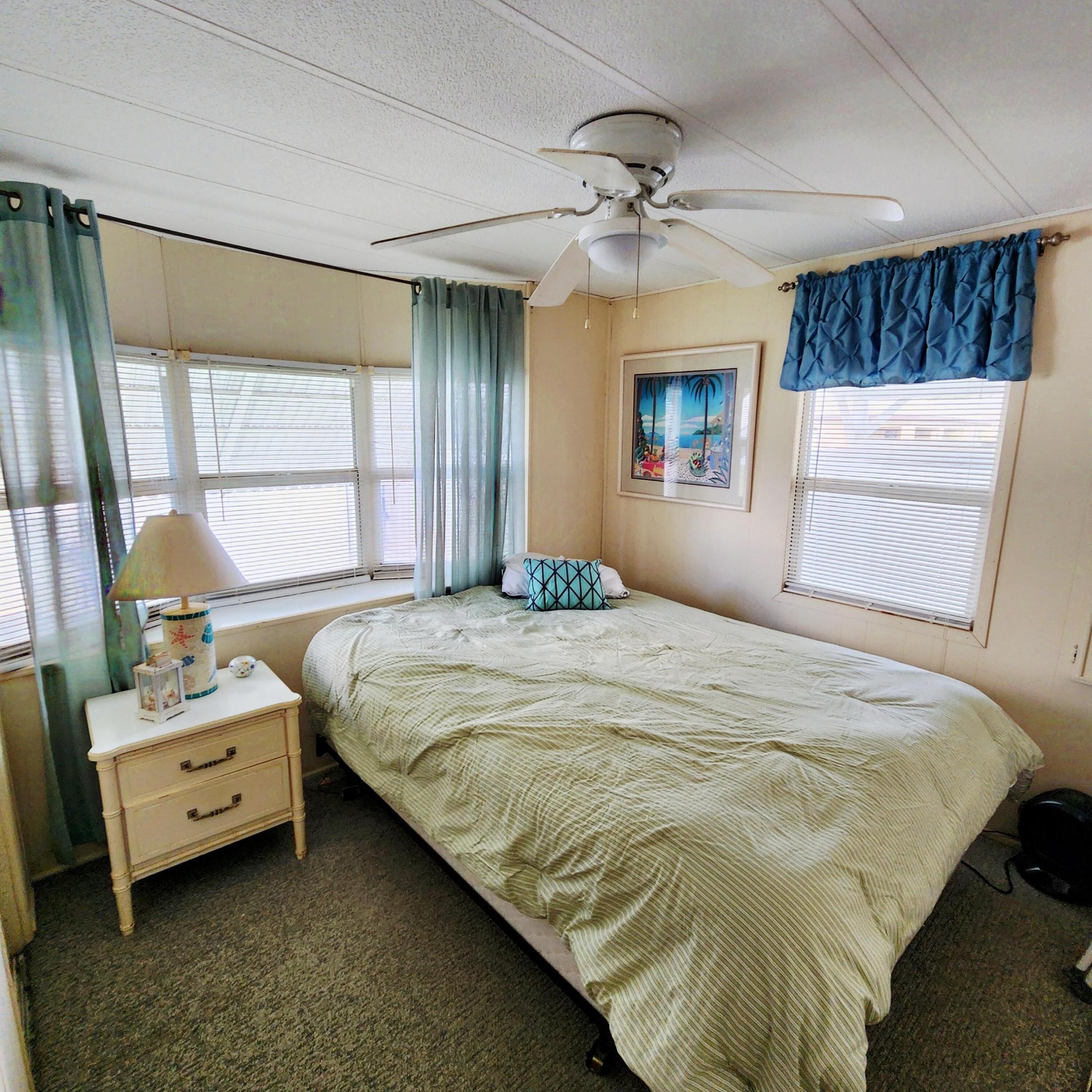 15 Indigo Lane Property Photo 11