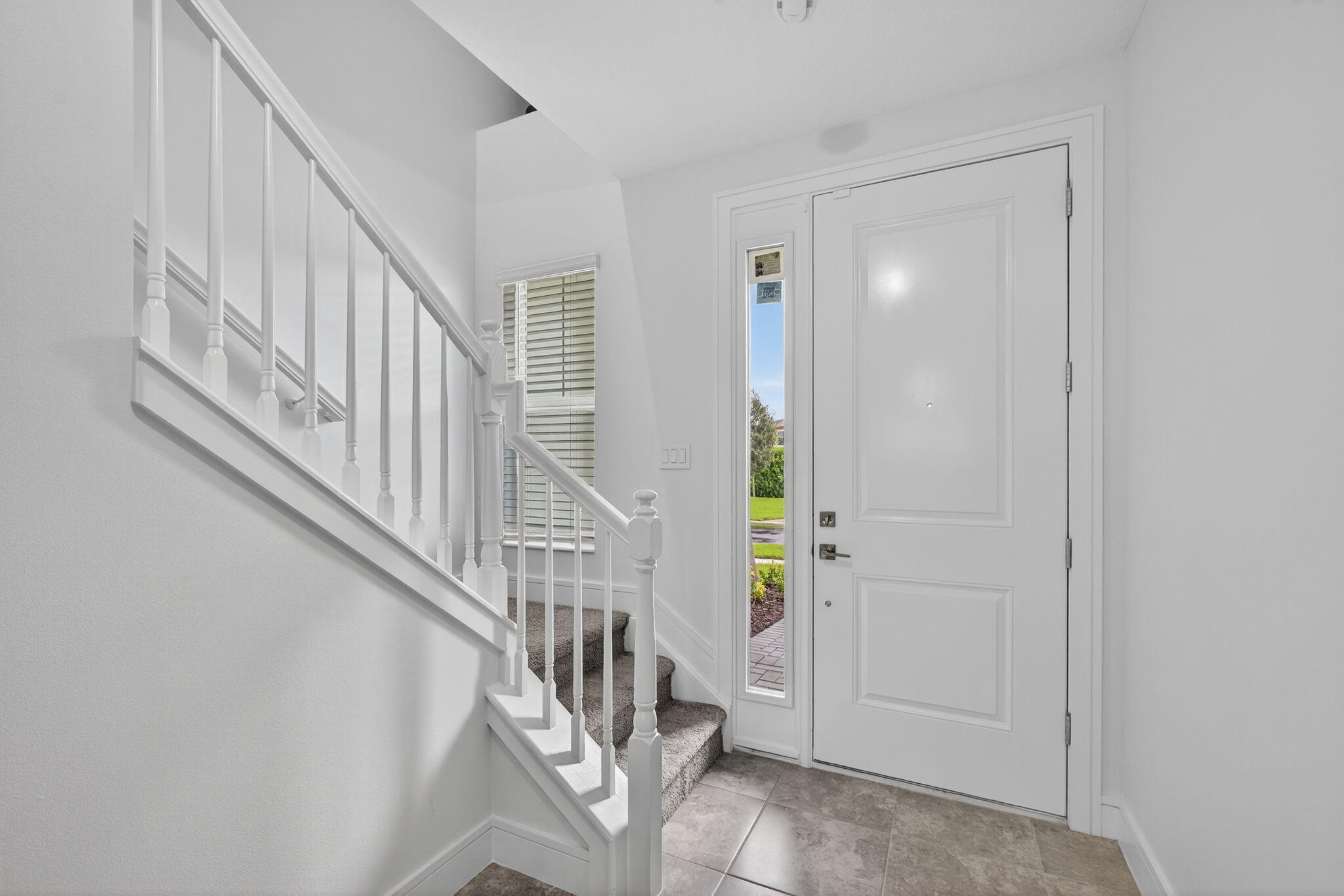 16131 Oakview Drive Property Photo 11