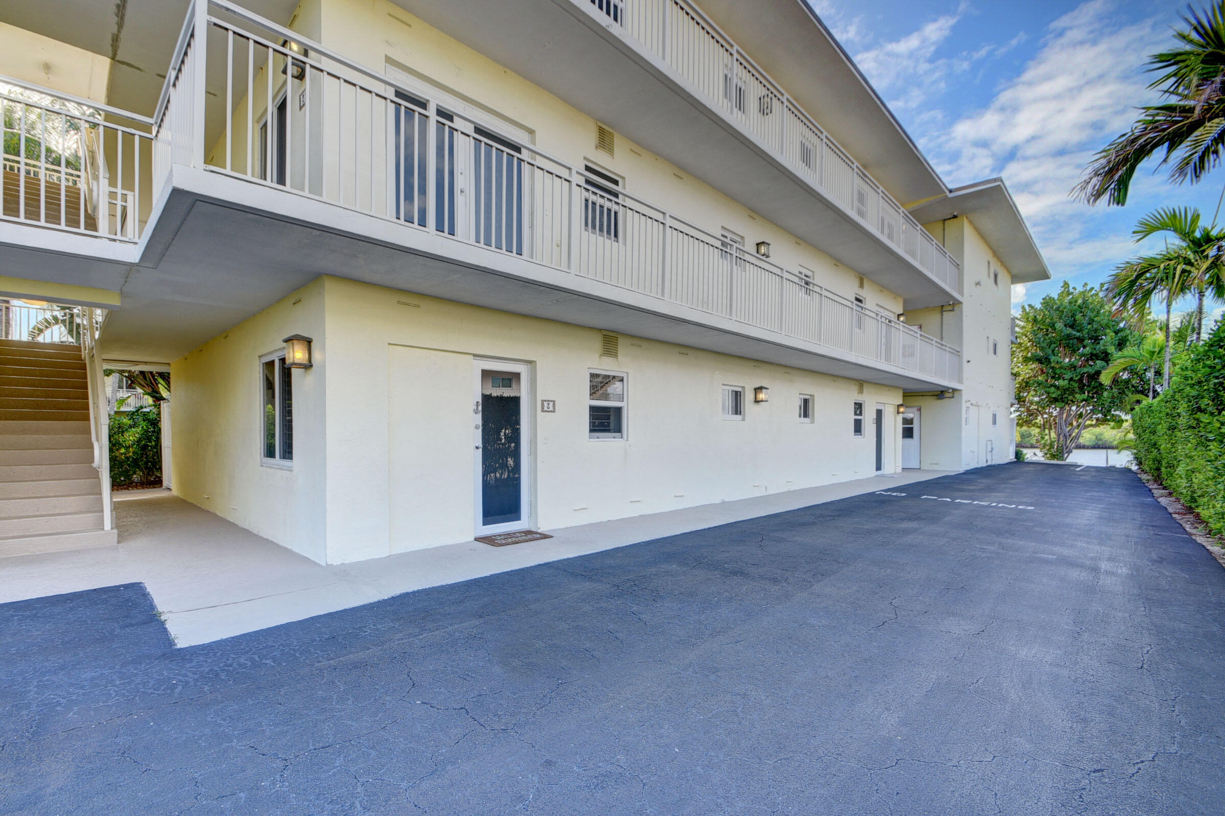 6520 N Ocean Boulevard 3 Property Photo 4
