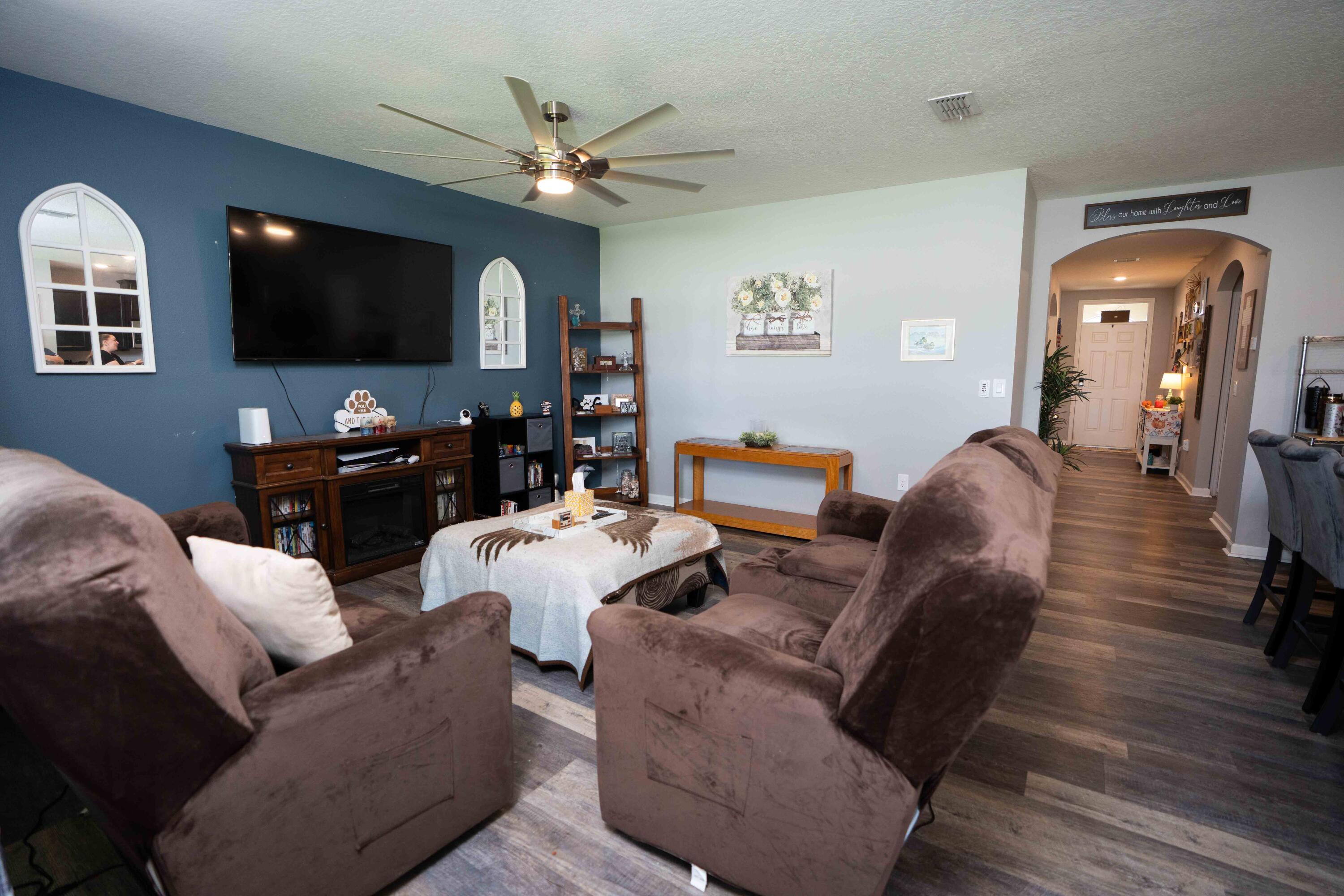 8620 Cobblestone Drive Property Photo 7