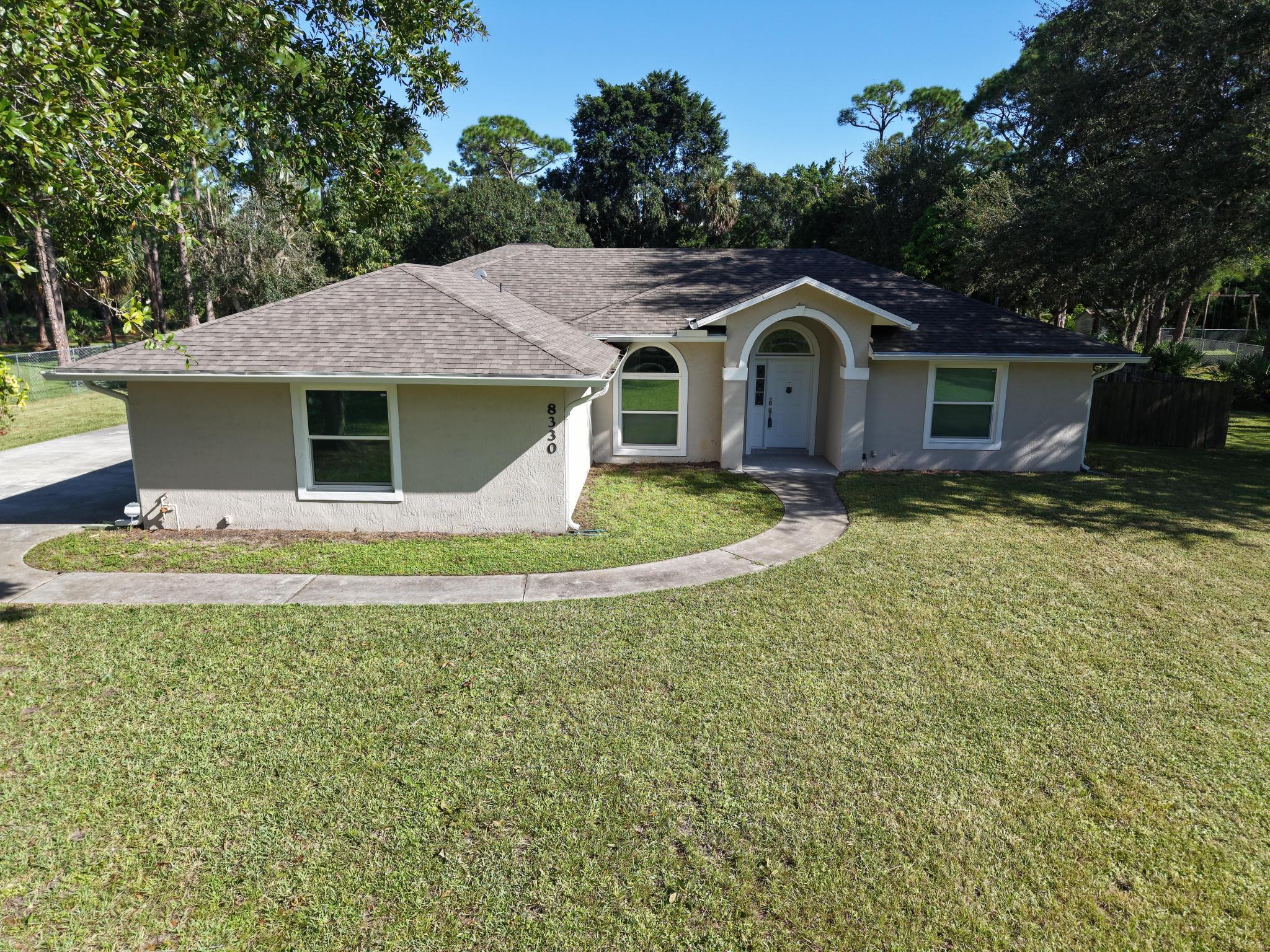 8330 Hidden Pines Road Property Photo 3