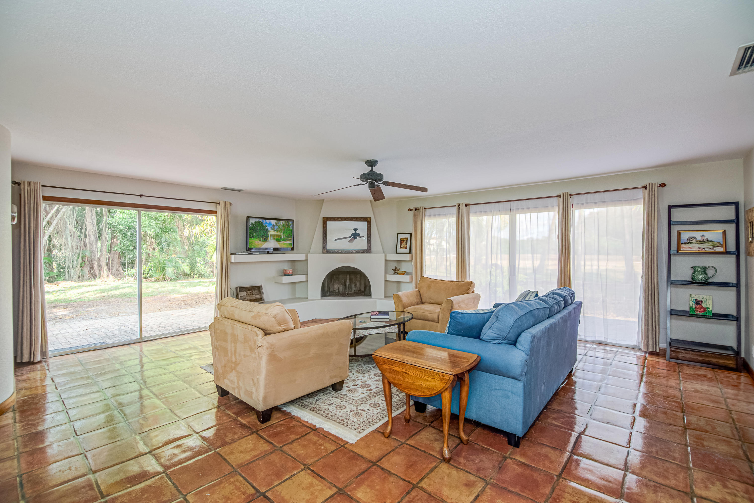 8990 Willow Sound Drive W Property Photo 10