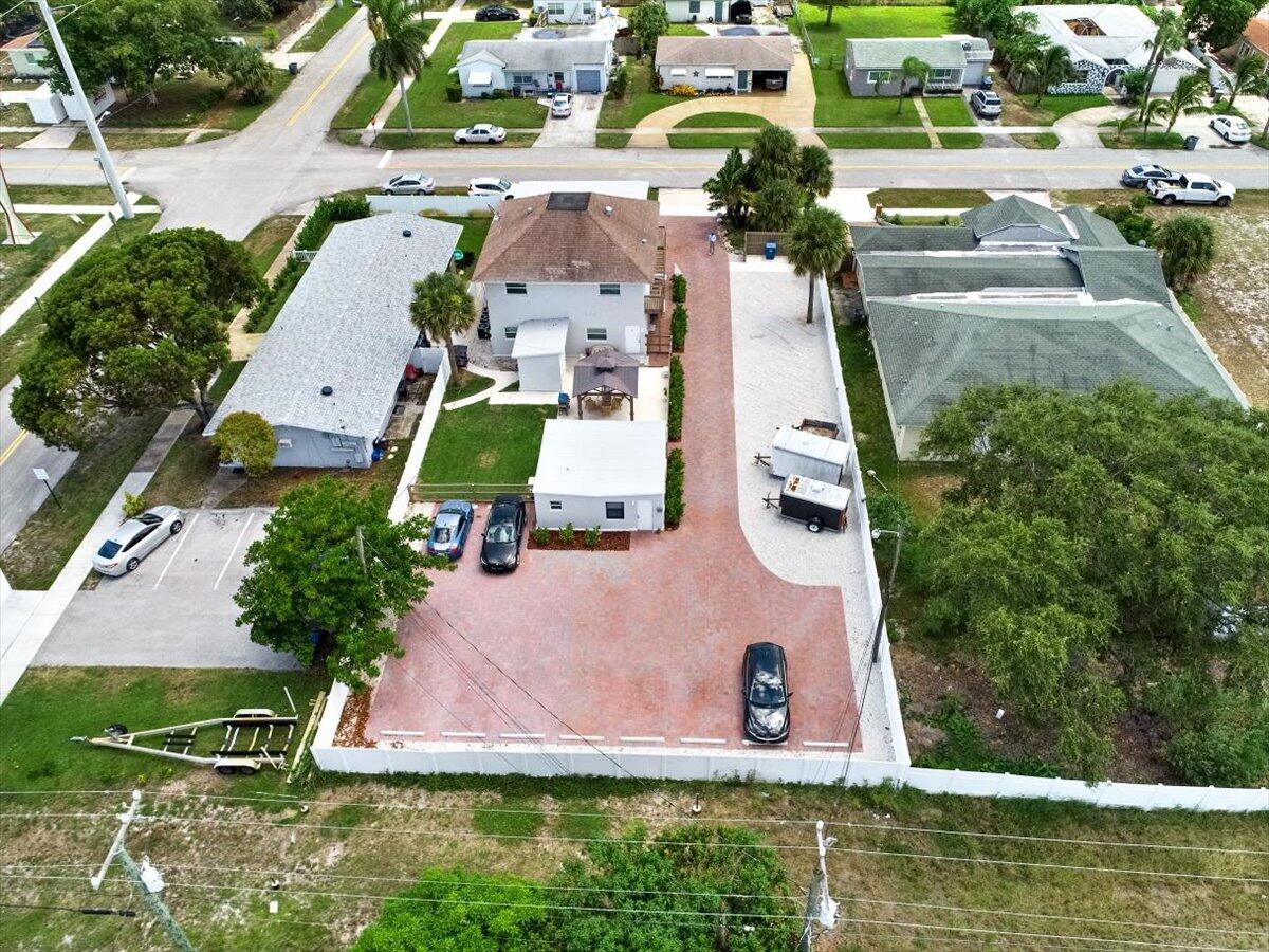 305 Cypress Drive E 1,2,3,4,5 Property Photo 33