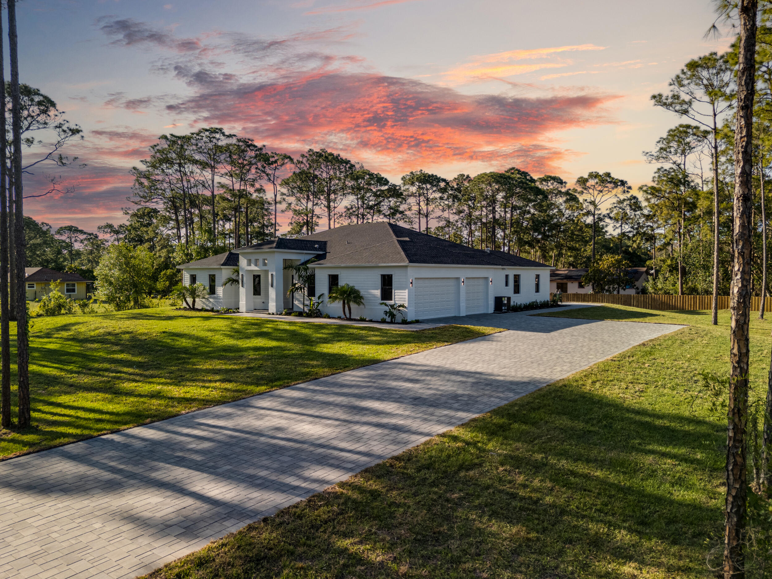 12879 Key Lime Boulevard Property Photo 2