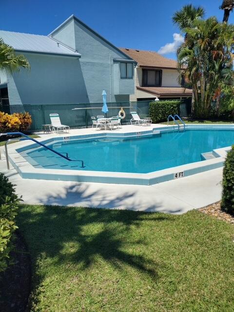 950 S Kanner 508 Property Photo 4