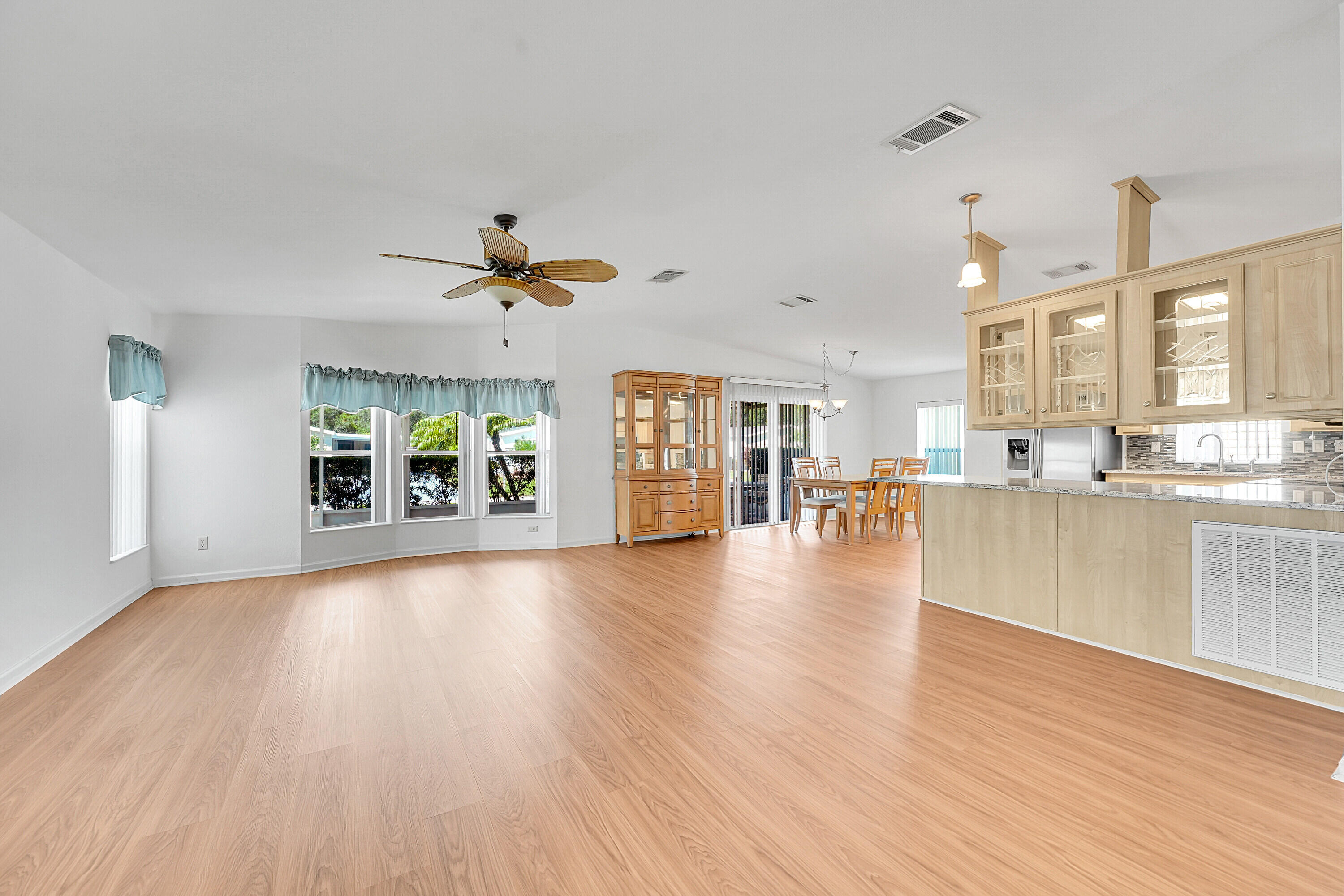 2959 Eagles Nest Way Property Photo 8