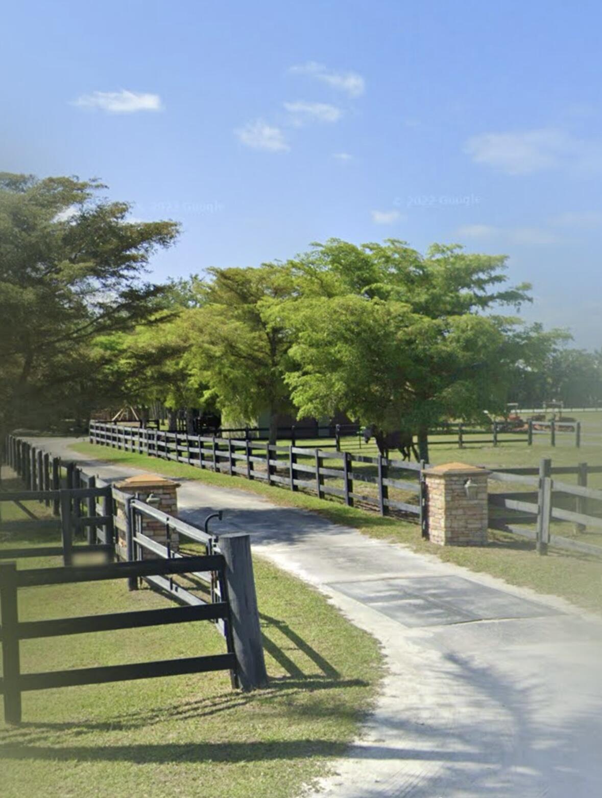 16098 Deer Path Lane Property Photo 10