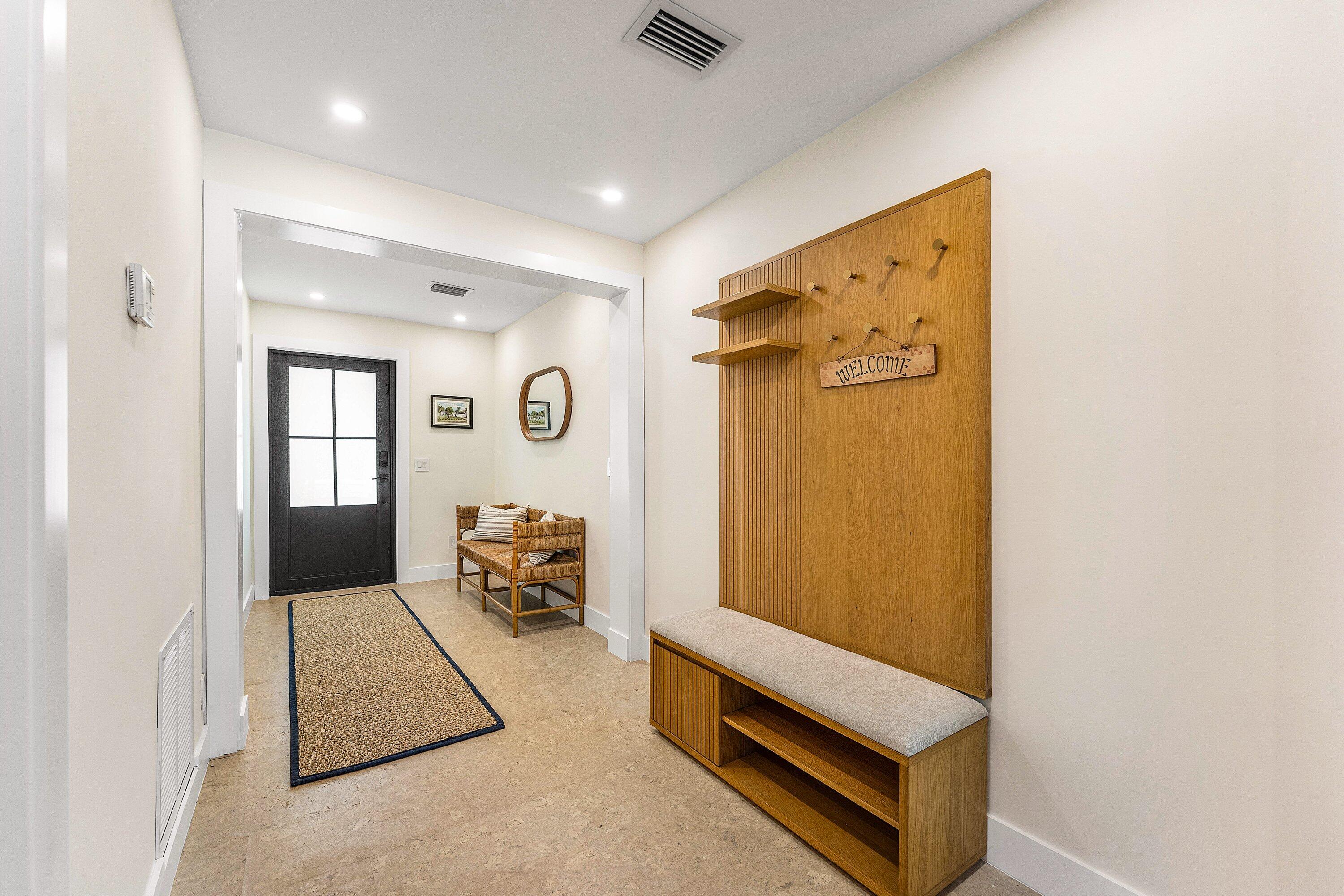 1070 Marble Way Property Photo 4