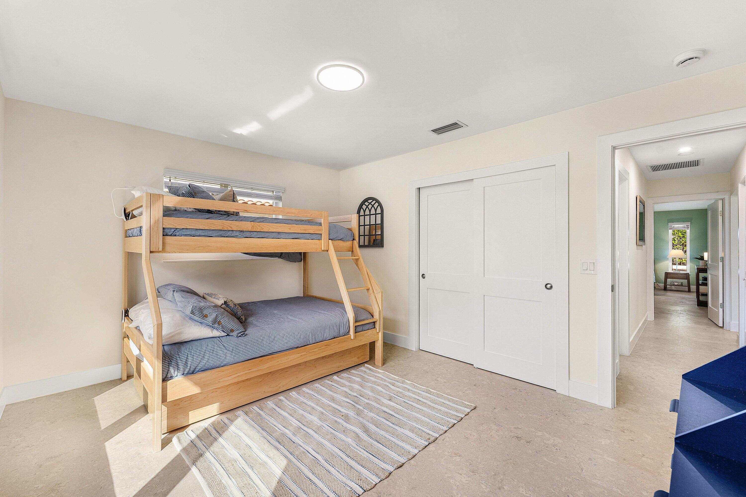 1070 Marble Way Property Photo 25