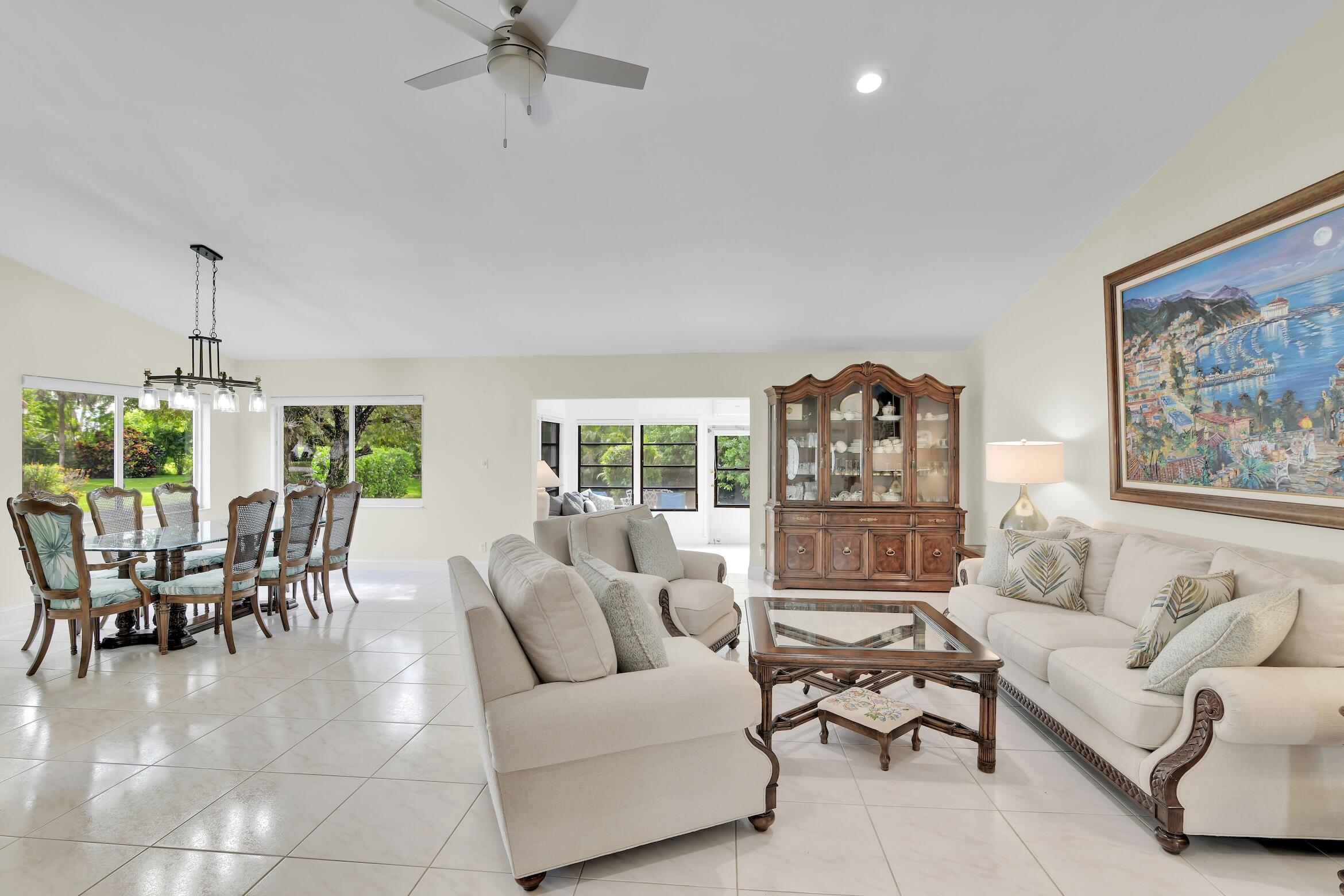 7962 Cloverfield Circle Property Photo 12