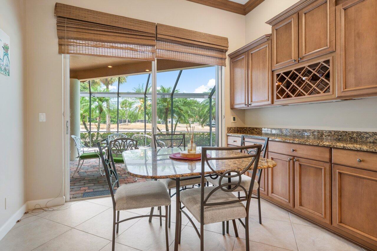 8161 Quail Meadow Way Property Photo 8