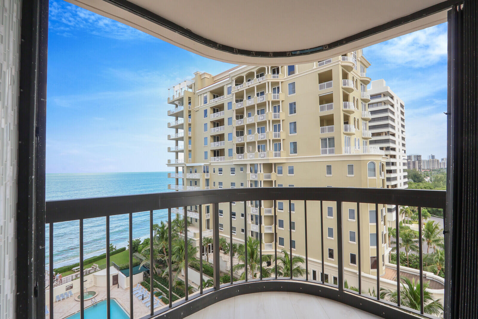 5380 N Ocean Drive 9a Property Photo 1