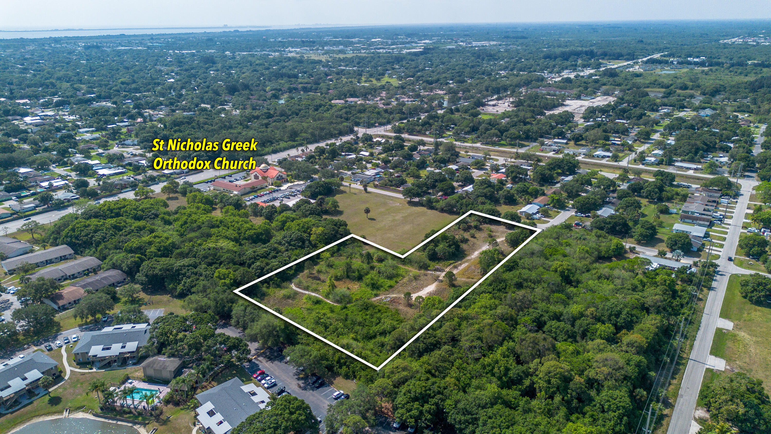2205 S Stanton Avenue Property Photo 2