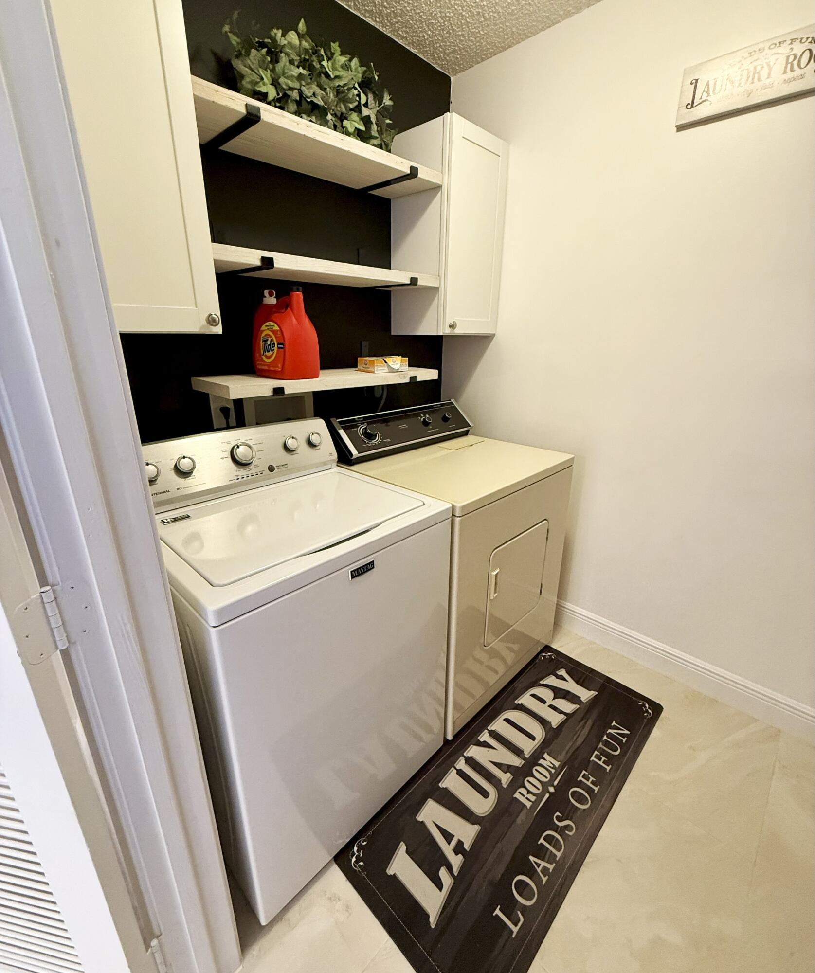 702 Wingfoot Drive D Property Photo 13
