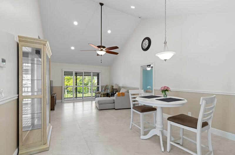 702 Wingfoot Drive D Property Photo 15