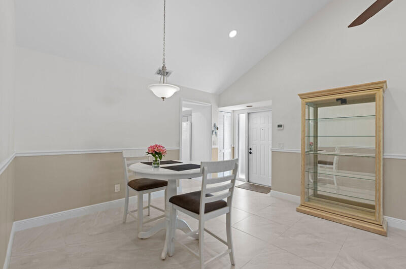 702 Wingfoot Drive D Property Photo 20