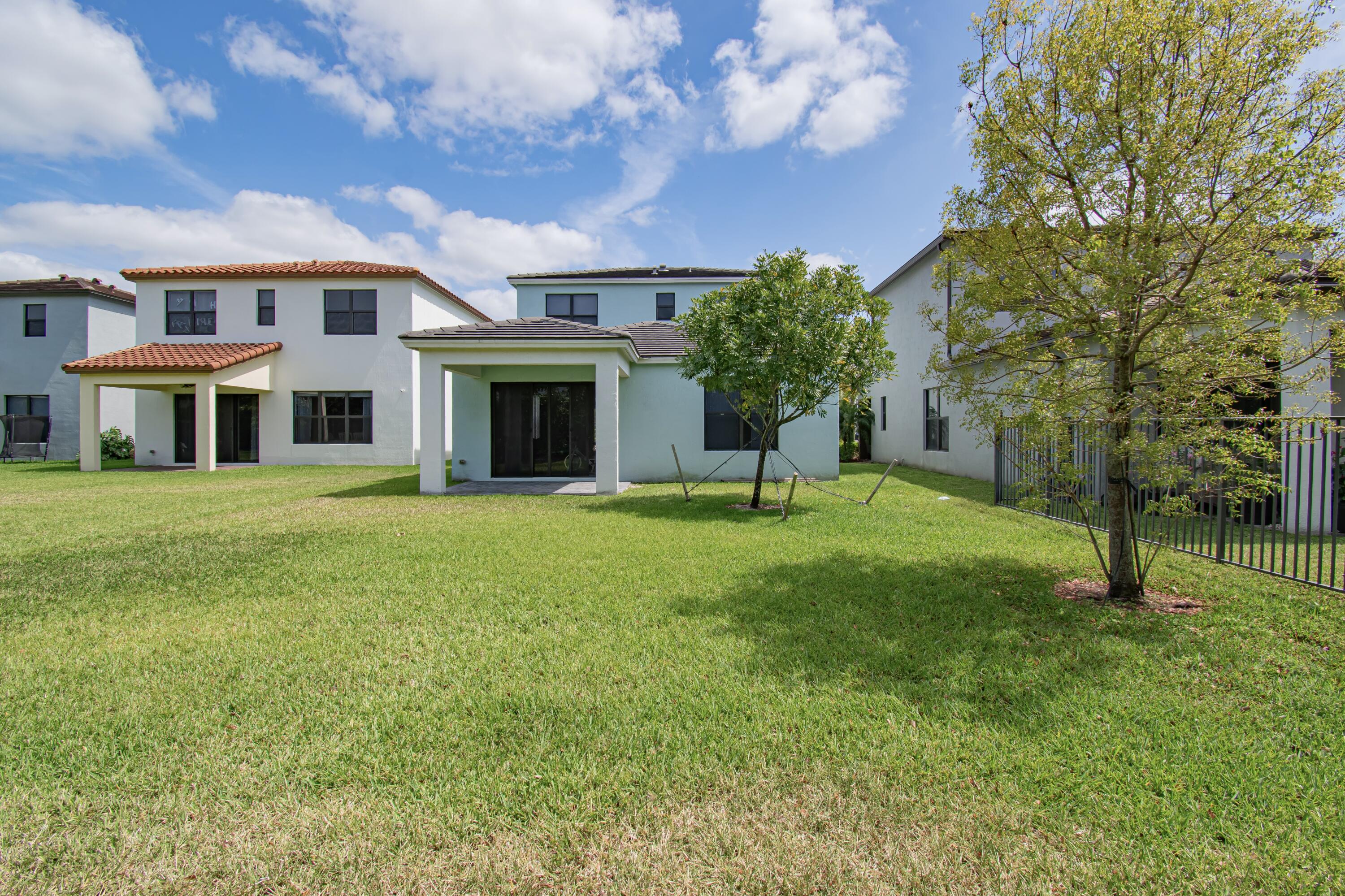 16420 Sandy Shore Drive Property Photo 26
