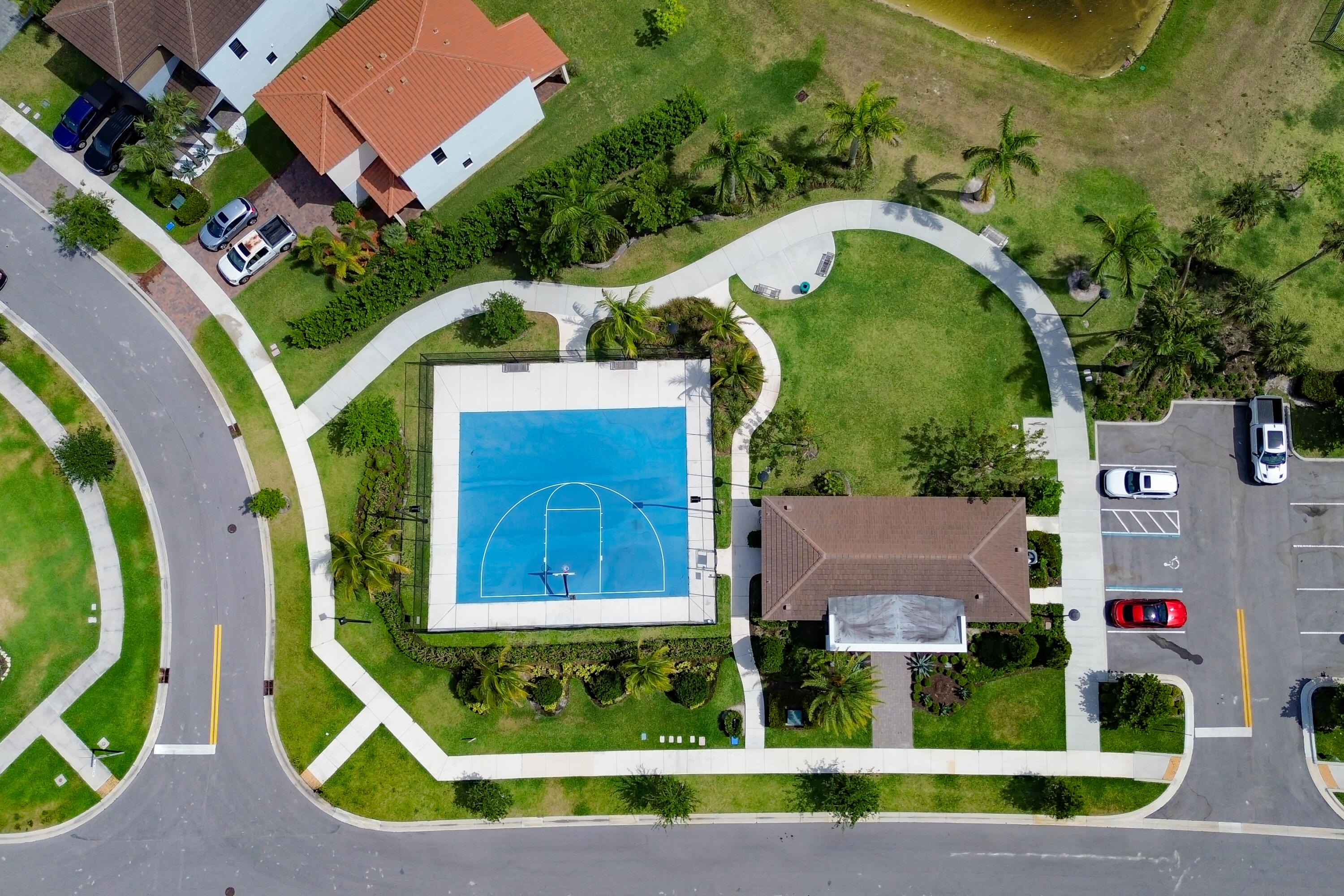 16420 Sandy Shore Drive Property Photo 40