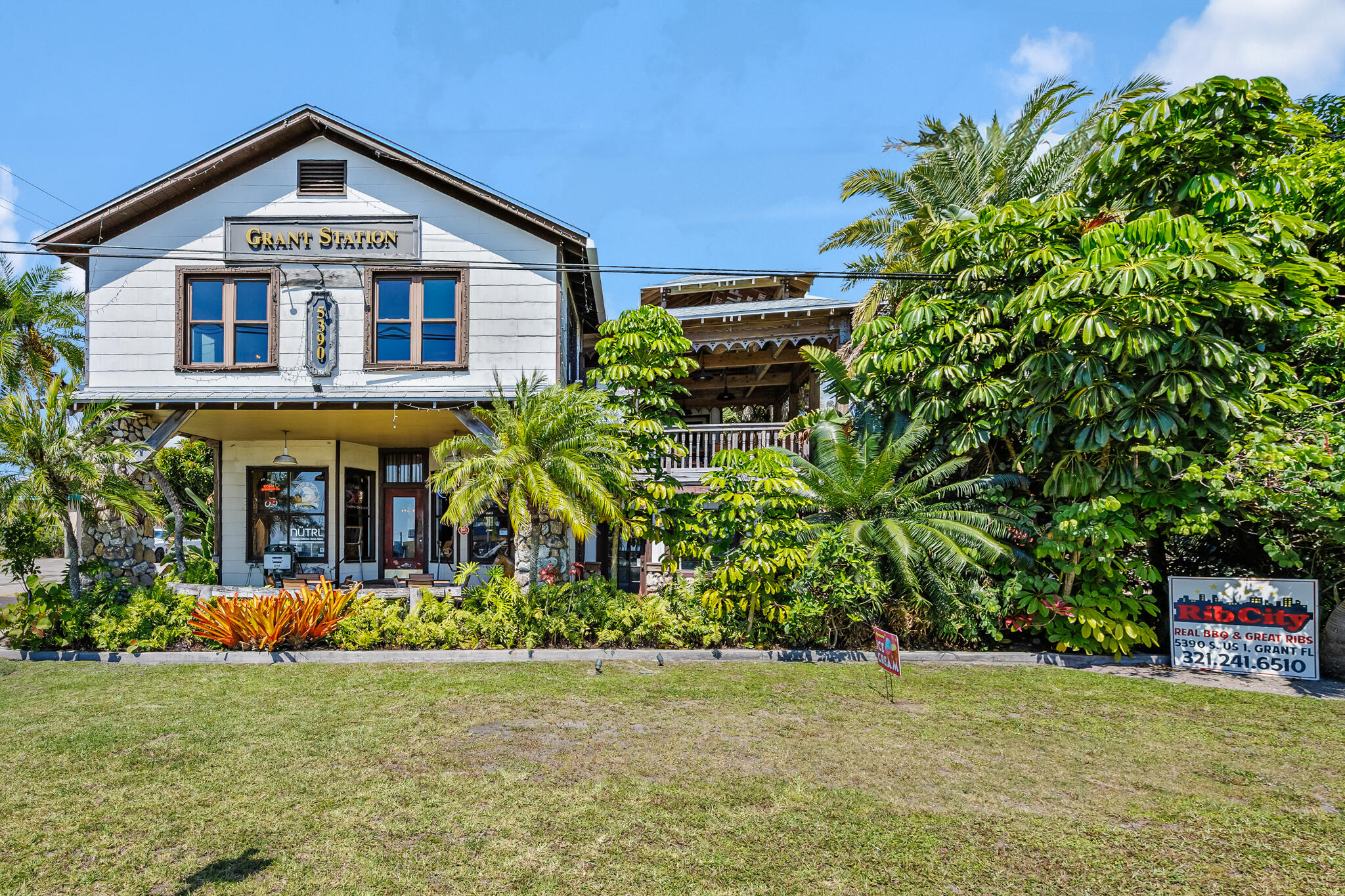 5390 Highway 1 Property Photo 1